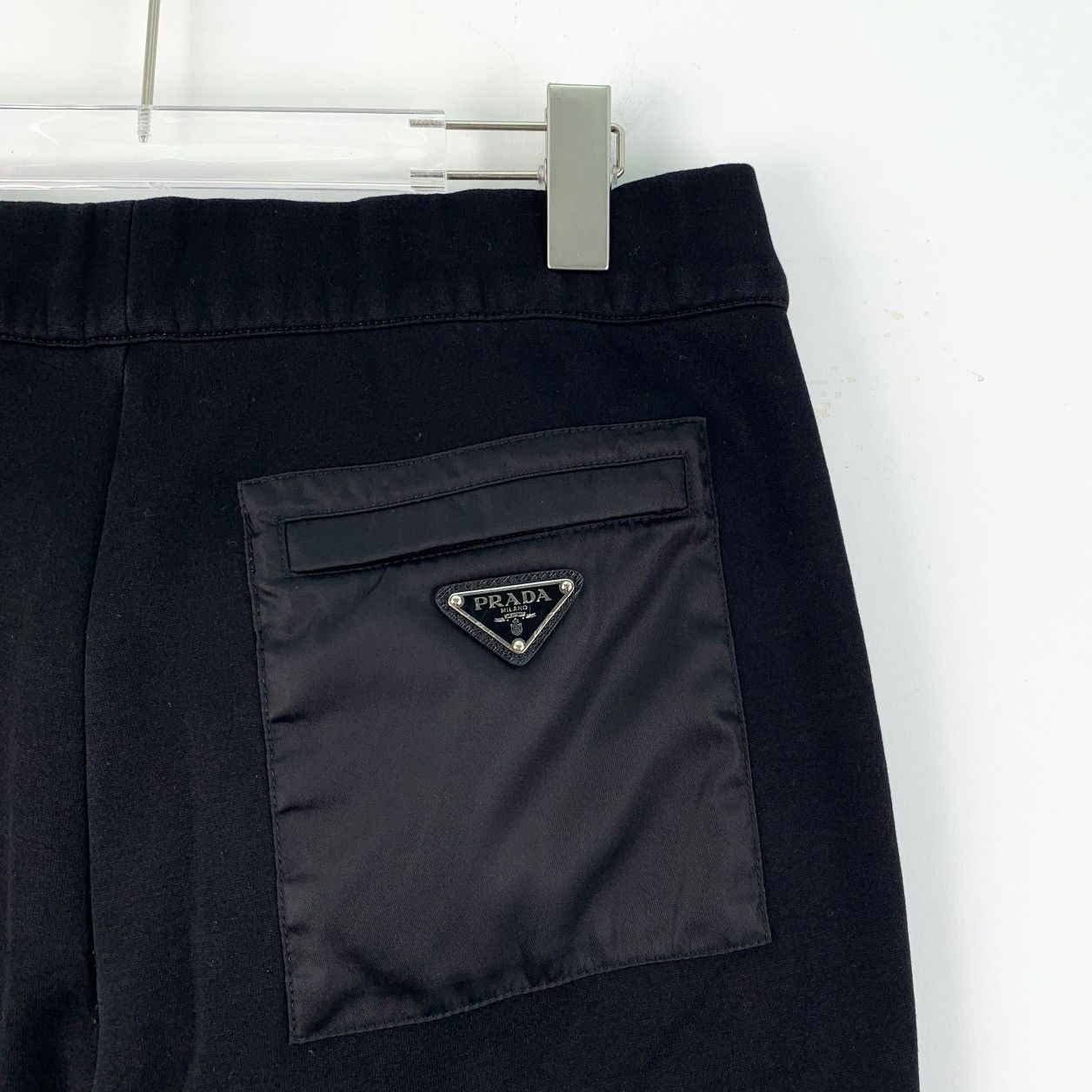 Prada Prada Black Triangle Logo Cotton Casual Pants K26WX Size US 32 / EU 48 - 4 Thumbnail