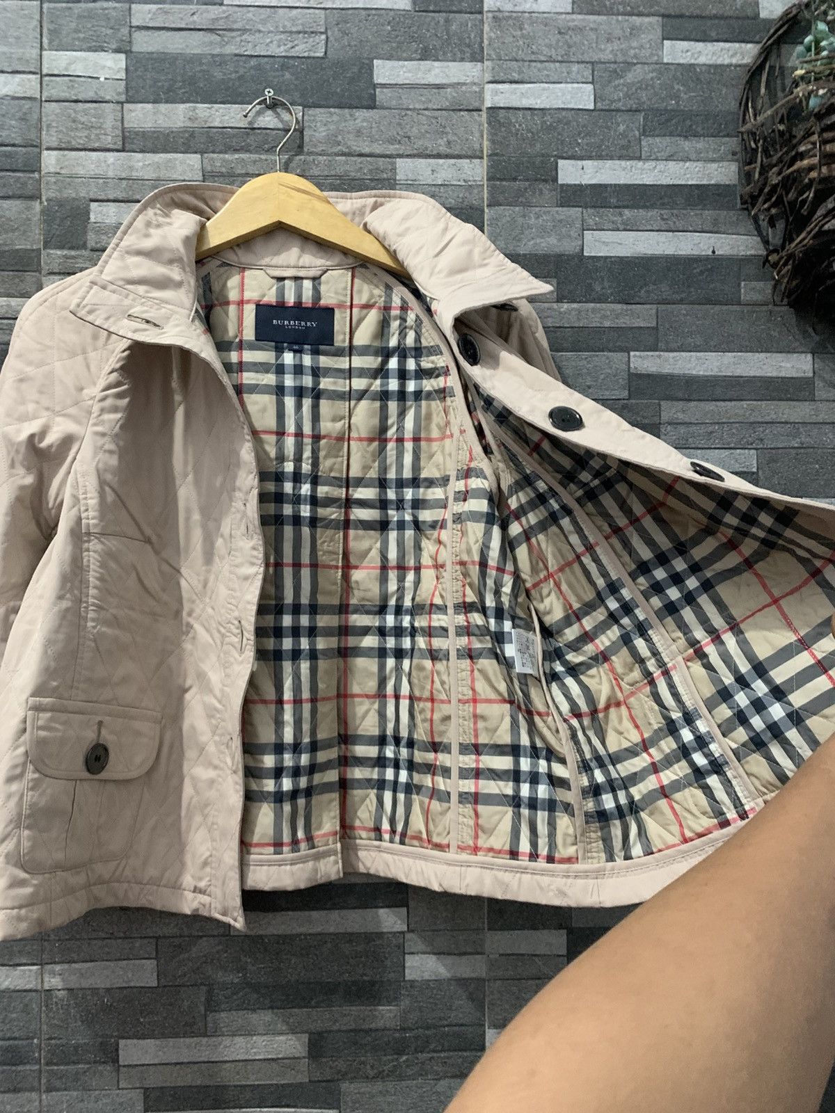 Burberry Burberry Quilted Puffer Jacket Size M / US 6-8 / IT 42-44 - 5 Thumbnail