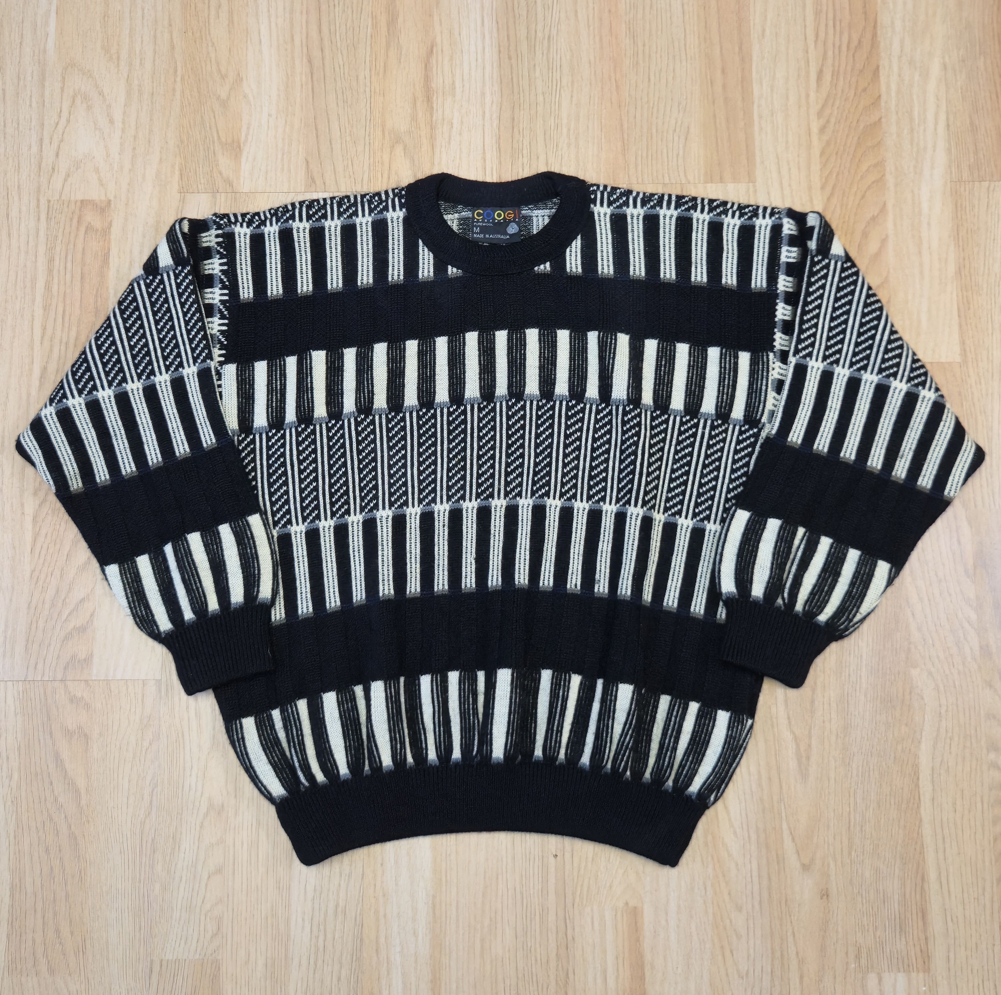 Coogi Vintage Coogi Australia Geometric Sweater Size US M / EU 48-50 / 2 - 1 Thumbnail