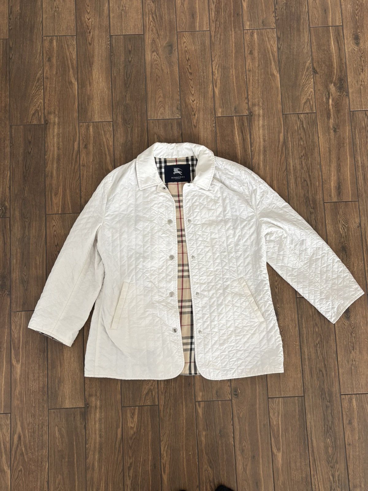 Burberry × Designer × Vintage Burberry quilted jacket Size M / US 6-8 / IT 42-44 - 2 Thumbnail
