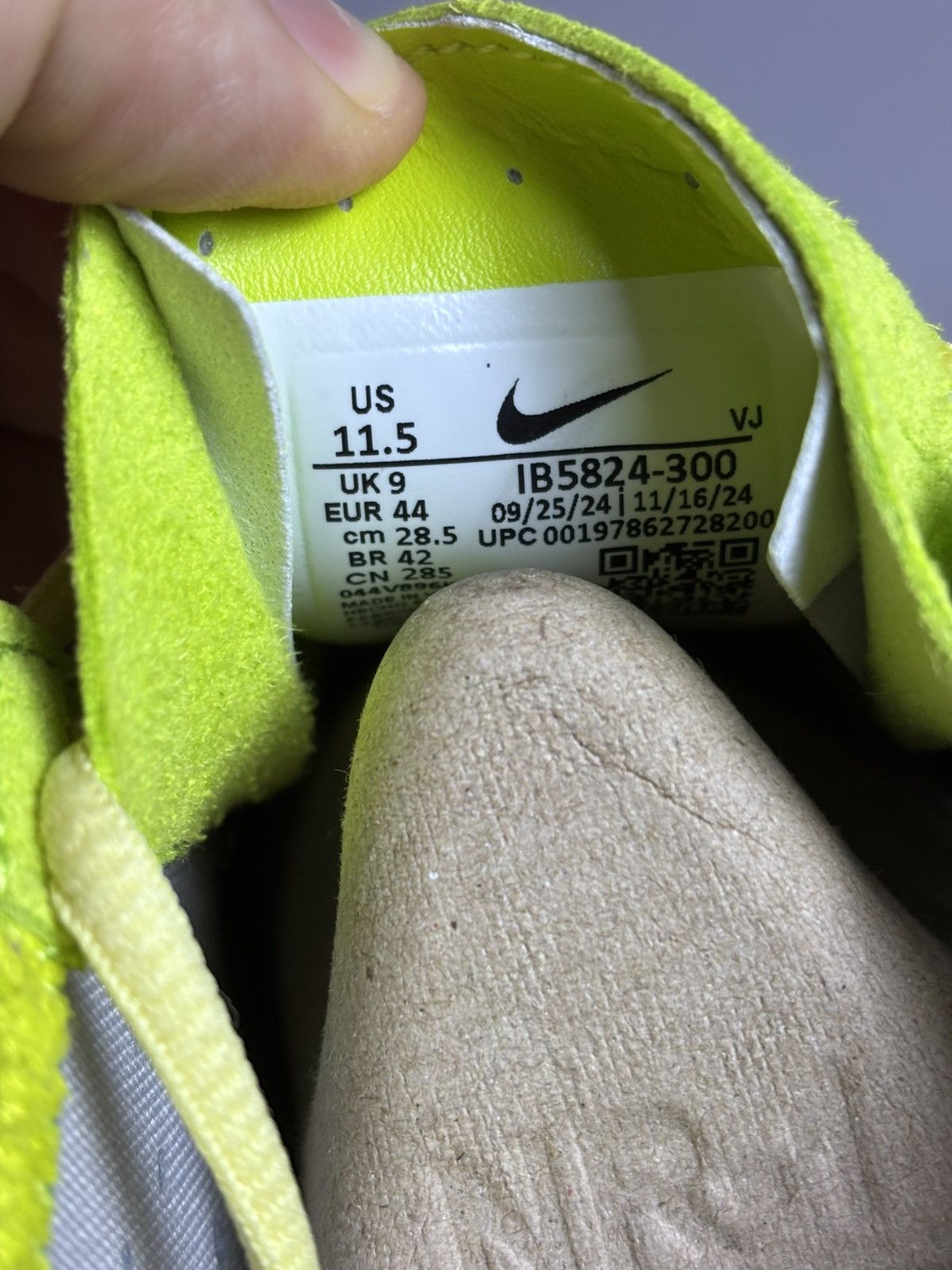 Nike 🍋🍋‍🟩Nike Air Superfly Cyber/Lemon Size US 10 / EU 43 - 6 Thumbnail