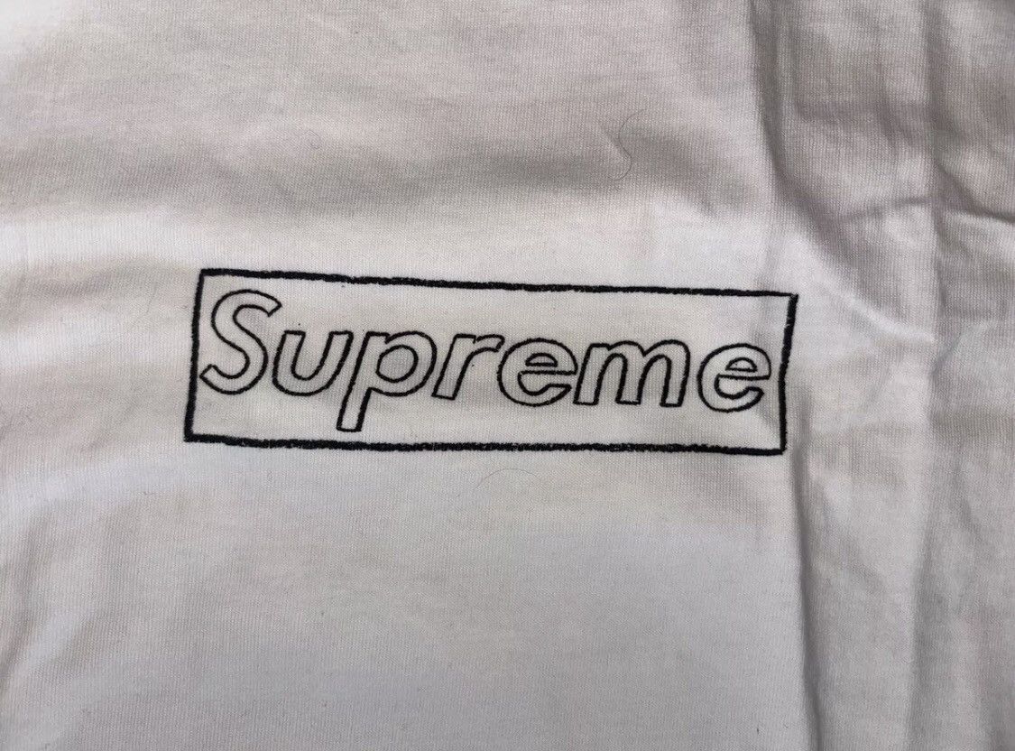 Supreme Supreme Kaws Chalk Logo White T Shirt Large Size US L / EU 52-54 / 3 - 5 Thumbnail