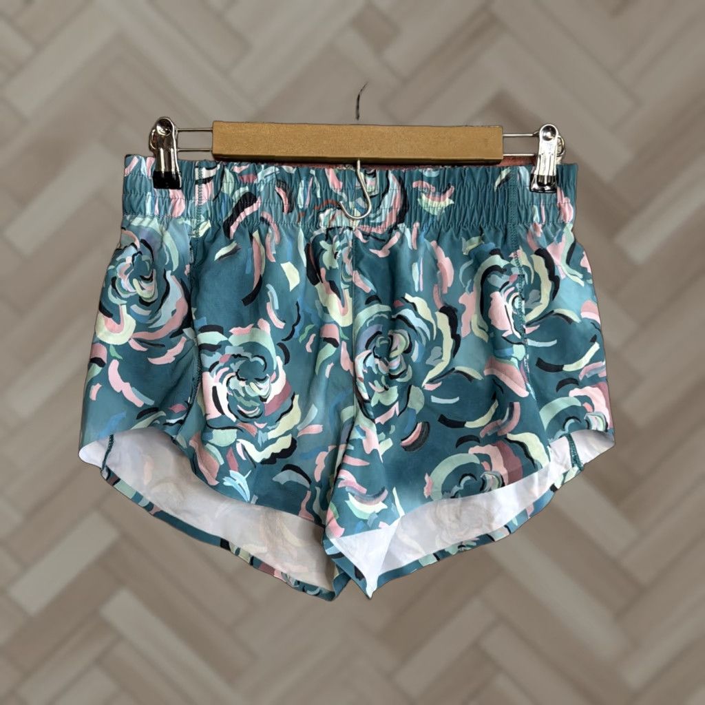 Athleta Athleta Women's Floral Print Hustle 3 Shorts Workout Gym Multicolor S Small Regular Inseam 3 in Multicolor Athletic Compression Activewear Casual Size 28" / US 6 / IT 42 - 1 Thumbnail