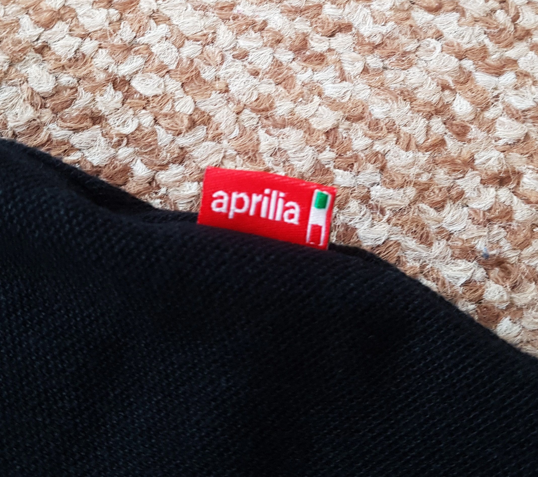 Vintage Vintage Aprilia Racing Team Polo MotoGP T Shirt sz L Size US M / EU 48-50 / 2 - 9 Thumbnail
