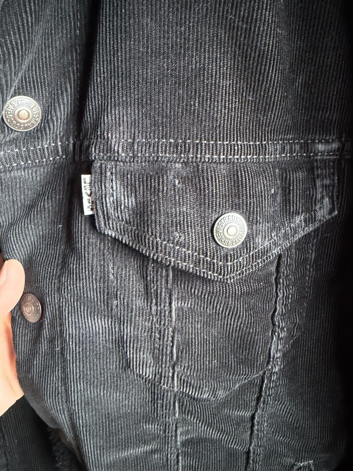 Levi's Vintage Clothing Levi’s Black Corduroy Sherpa Trucker Size US M / EU 48-50 / 2 - 7 Thumbnail