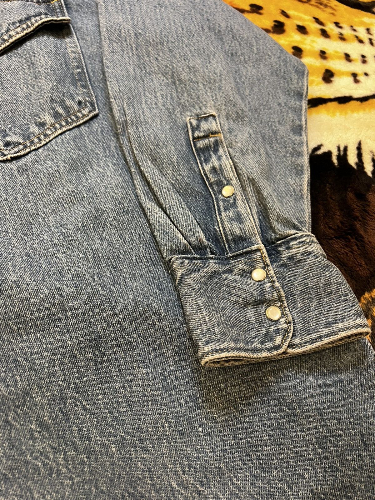 Levi's × Levi's Vintage Clothing New with Tags Levi Pearl Snap Denim Long Sleeve Size US L / EU 52-54 / 3 - 4 Thumbnail