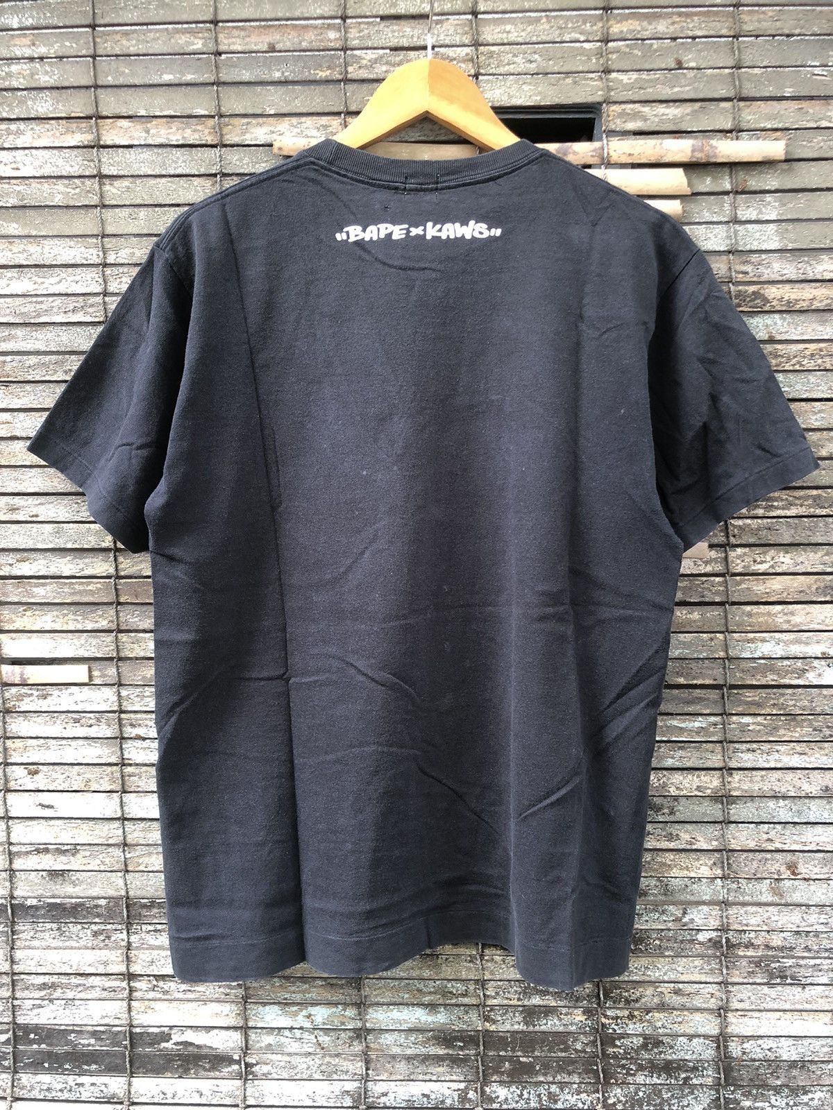 Bape × Kaws 🔥Vintage🔥Bape X Kaws Baby Milo Tshirt Size US M / EU 48-50 / 2 - 12 Thumbnail
