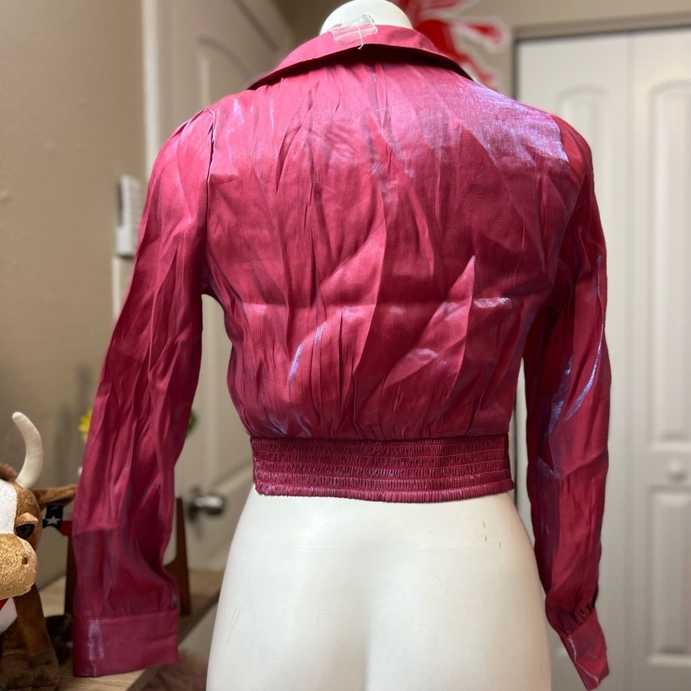 Other Milk & Honey Red Pink Sheer Crop Top Twist Front Long Sleeve Size M / US 6-8 / IT 42-44 - 4 Thumbnail