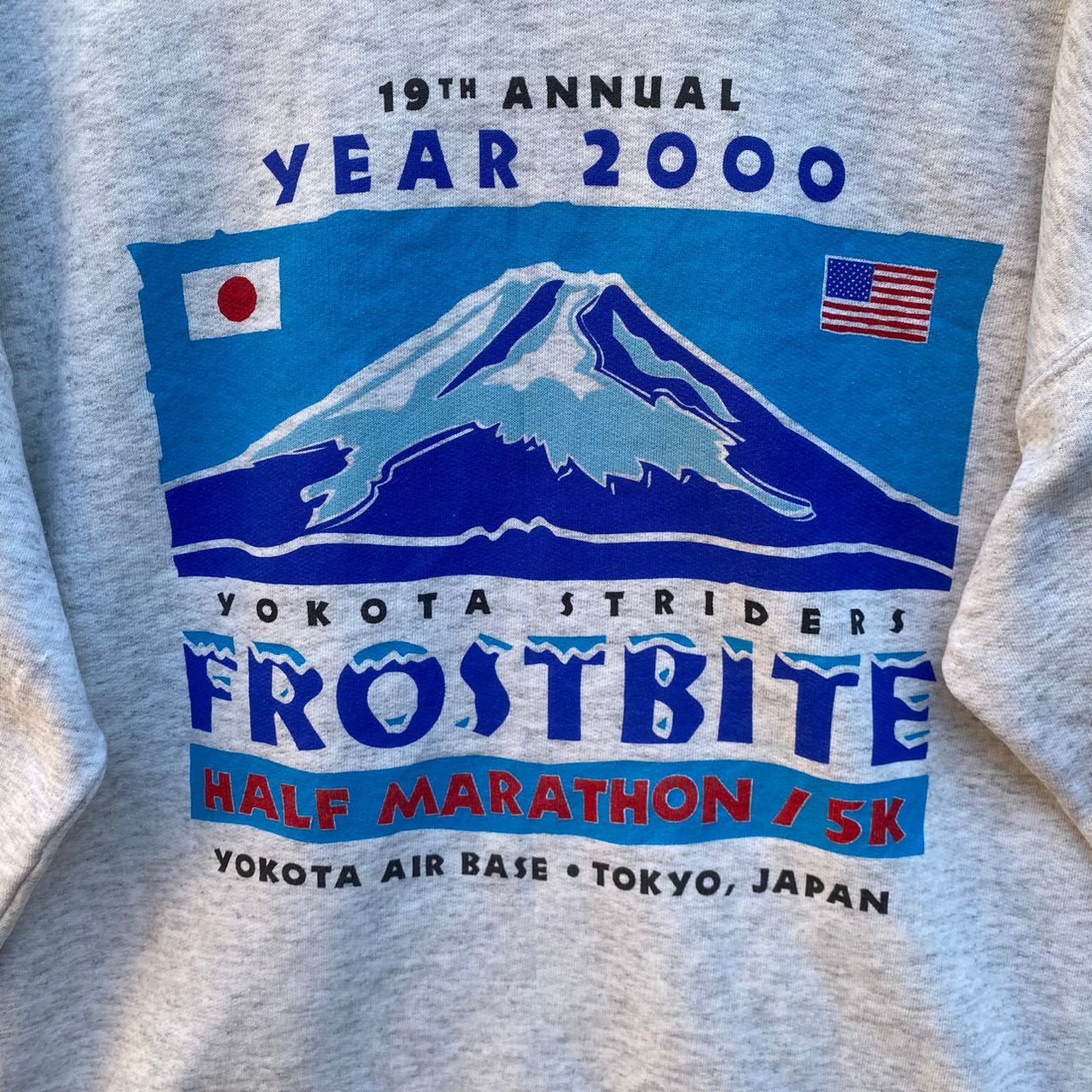 Vintage Vintage Yokota Striders Running Club Marathon Sweatshirt Size US M / EU 48-50 / 2 - 4 Thumbnail