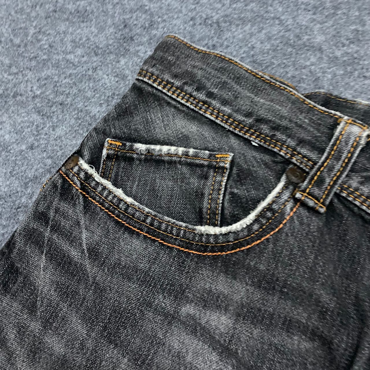 Edwin 💥Best Offer💥Vintage Edwin Buckle Back Distressed Denim Size US 35 - 11 Thumbnail