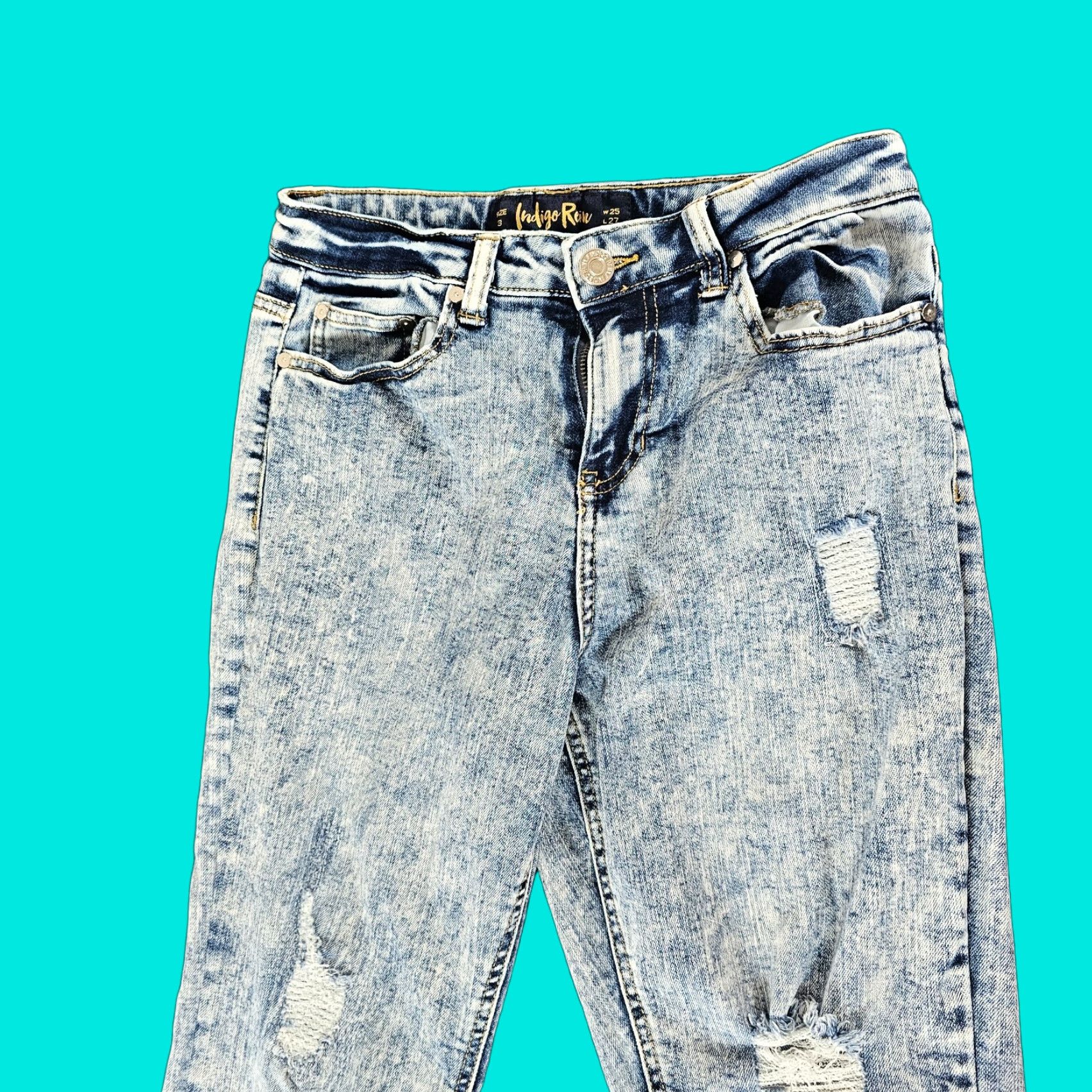 Vintage Indigo Rein Jeans Juniors 3 Blue Capri Cut Off Cropped Light Wash Distressed Size 26" / US 2 / IT 38 - 1 Thumbnail