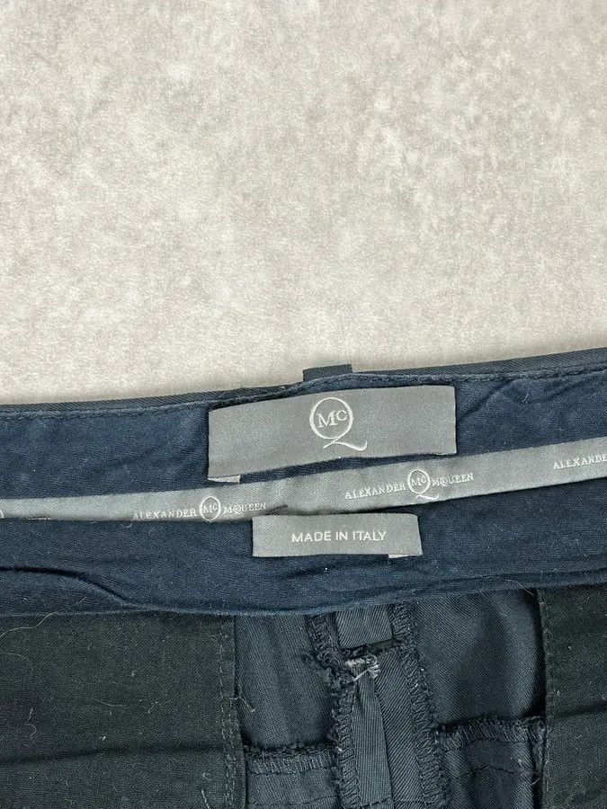 Alexander McQueen 2010s Alexander McQueen Black Casual Shorts Size US 33 - 12 Thumbnail