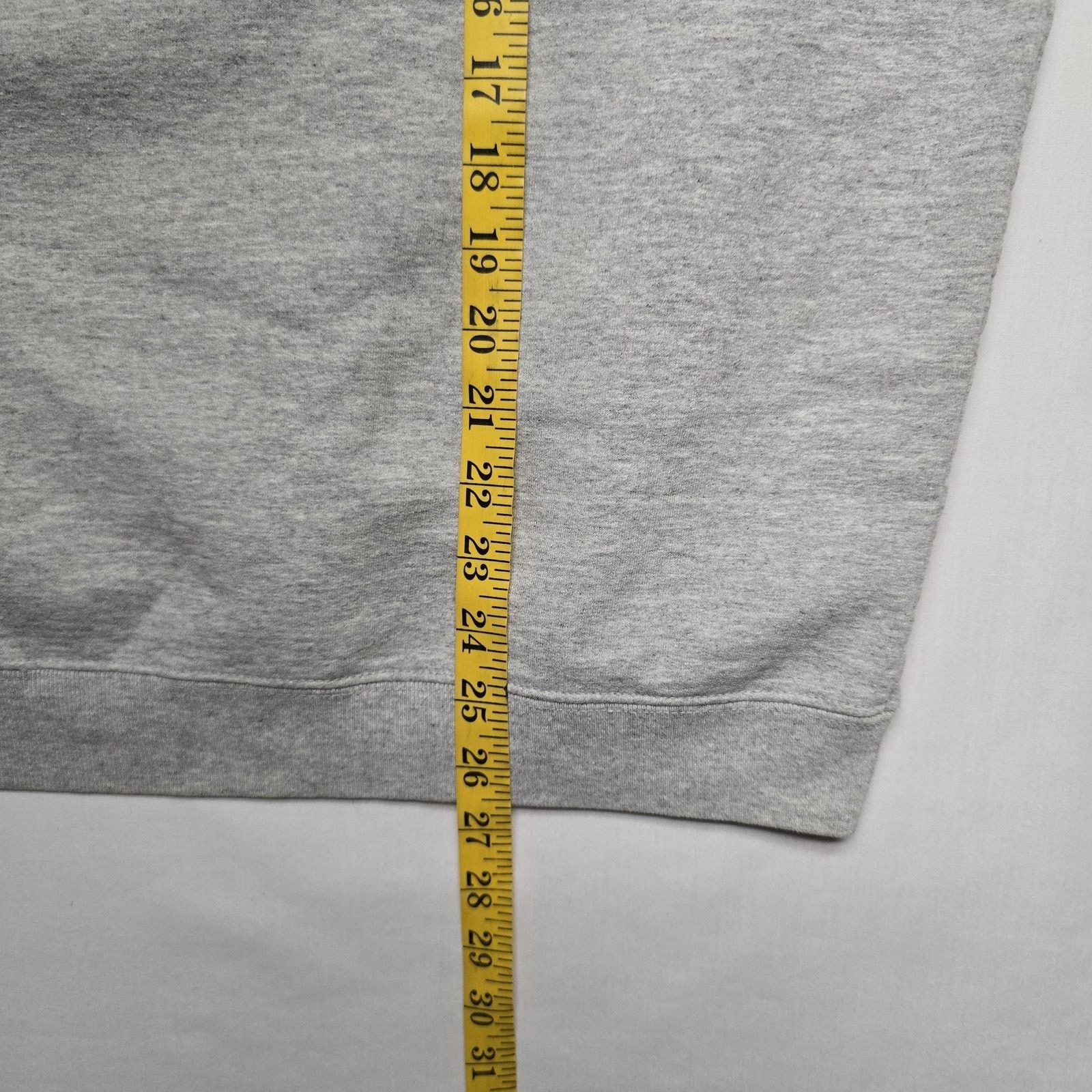 Old Navy Old Navy Sweatshirt L Gray Crewneck Logo Pullover Distressed Size US L / EU 52-54 / 3 - 13 Thumbnail