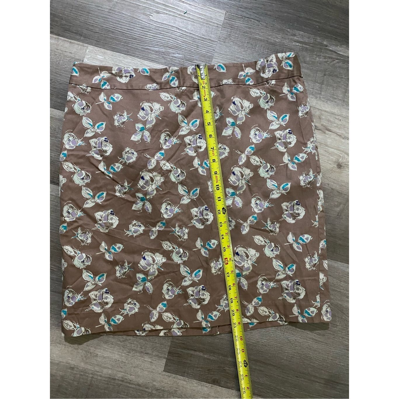 Loft LOFT Sandstone Brown Floral Pencil Skirt, Size 16 Size 38" / US 16 / IT 52 - 2 Thumbnail