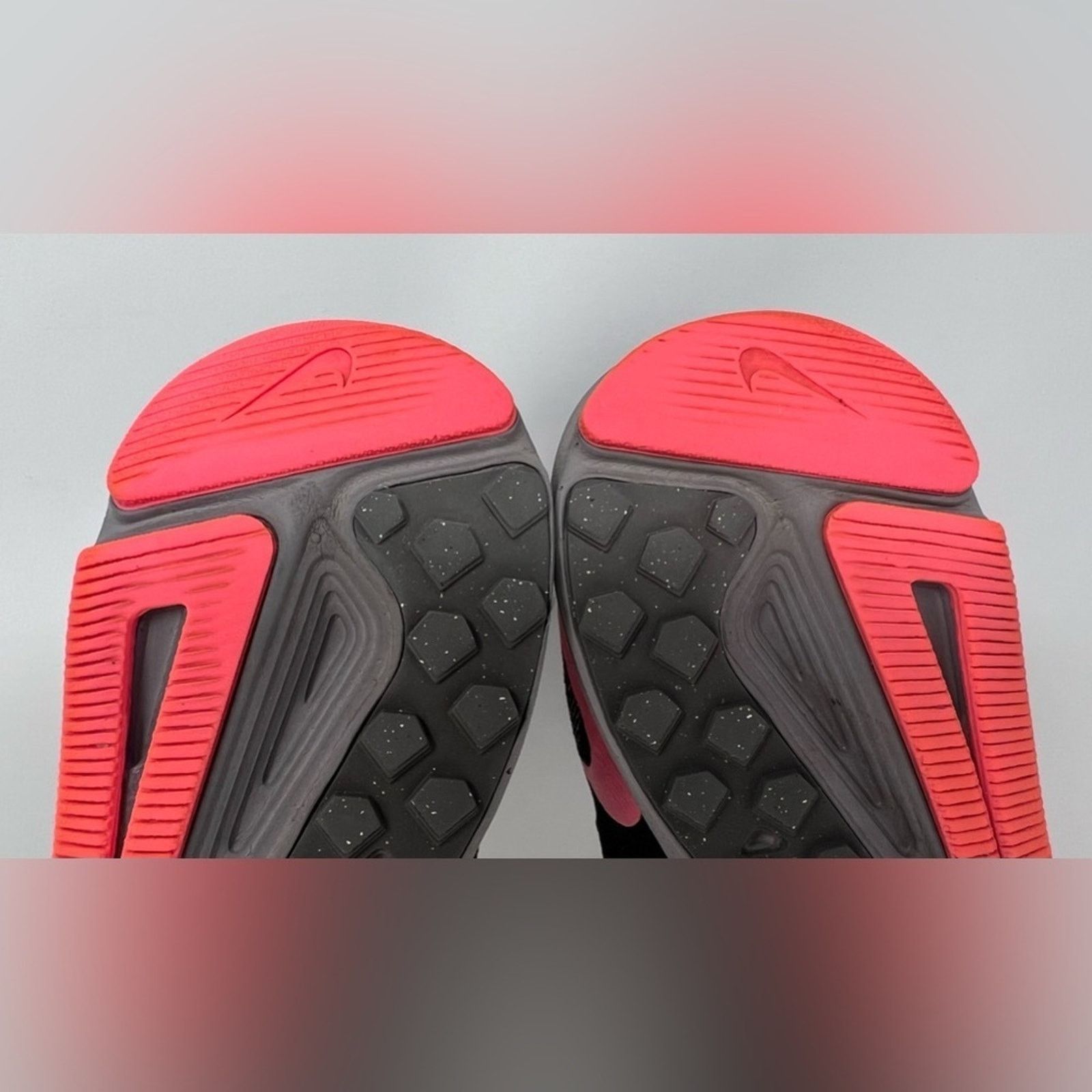Nike NIKE- Run Swift Sneakers Women’s Size US 8 / IT 38 - 9 Thumbnail