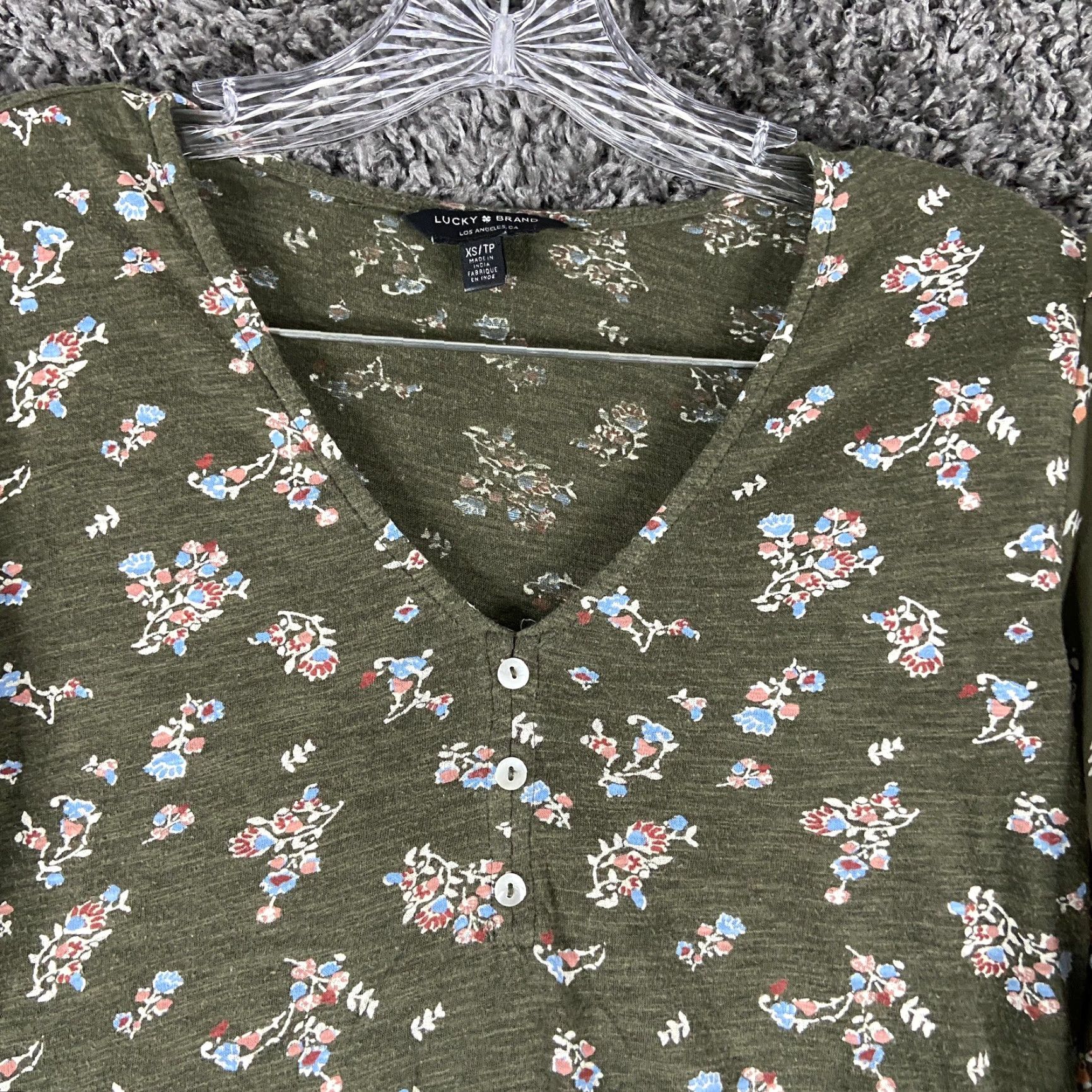 Lucky Brand Lucky Brand Blouse Women’s XS Sheer Sleeves Floral Pattern Multicolored Size XS / US 0-2 / IT 36-38 - 6 Thumbnail