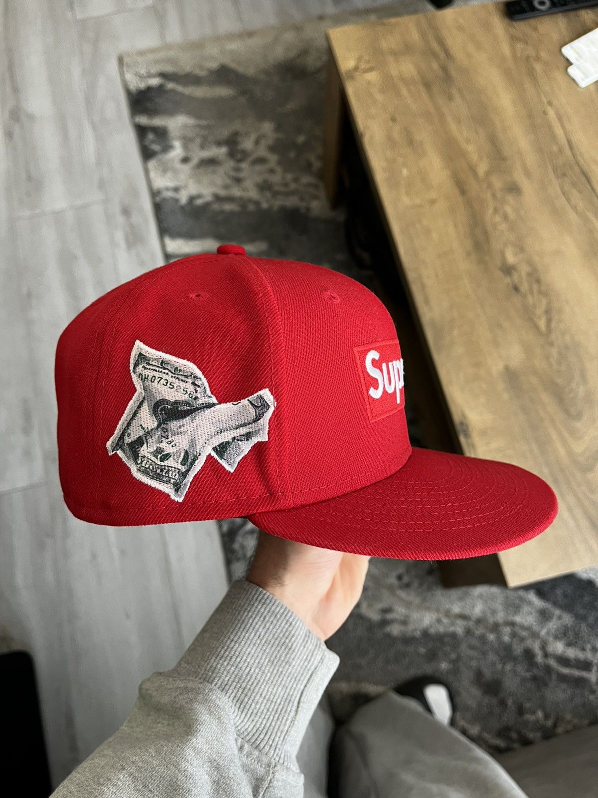New Era × Supreme New Era Supreme Money Box Logo Size ONE SIZE - 2 Thumbnail