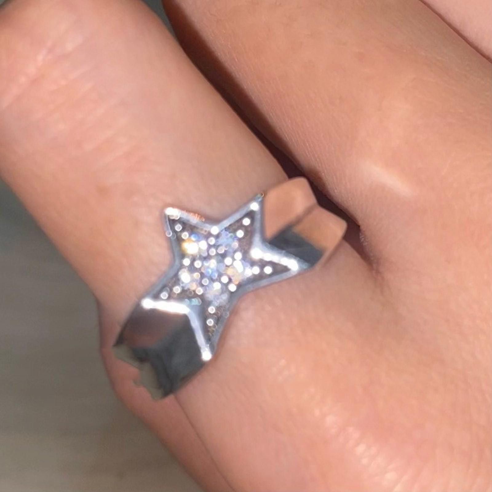 The Unbranded Brand Female Minority Design Y2k Five Pointed Star Vintage Ring Size ONE SIZE - 3 Thumbnail