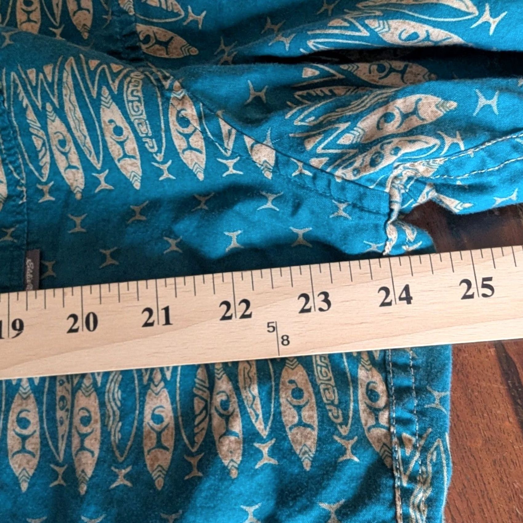 Eddie Bauer Eddie Bauer Button Up Teal Surfboard Print Short Sleeve Camp Shirt Classic Fit Men XL Multicolor Geometric Casual Travel Summer Spring Button-Up Size US XL / EU 56 / 4 - 7 Thumbnail
