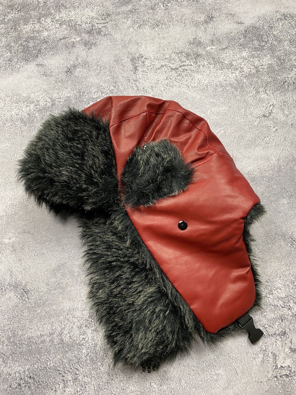 If Six Was Nine Vntg Ushanka Trapper Hat Furry Mohair Fuzzy Fur Red Hat Y2K Size ONE SIZE - 1 Thumbnail