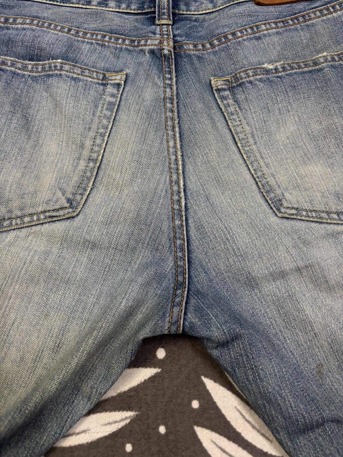 Undercover × Uniqlo Vintage Uniqlo S002 Mud Wash Distressed Grunge Jeans Size US 31 - 14 Thumbnail