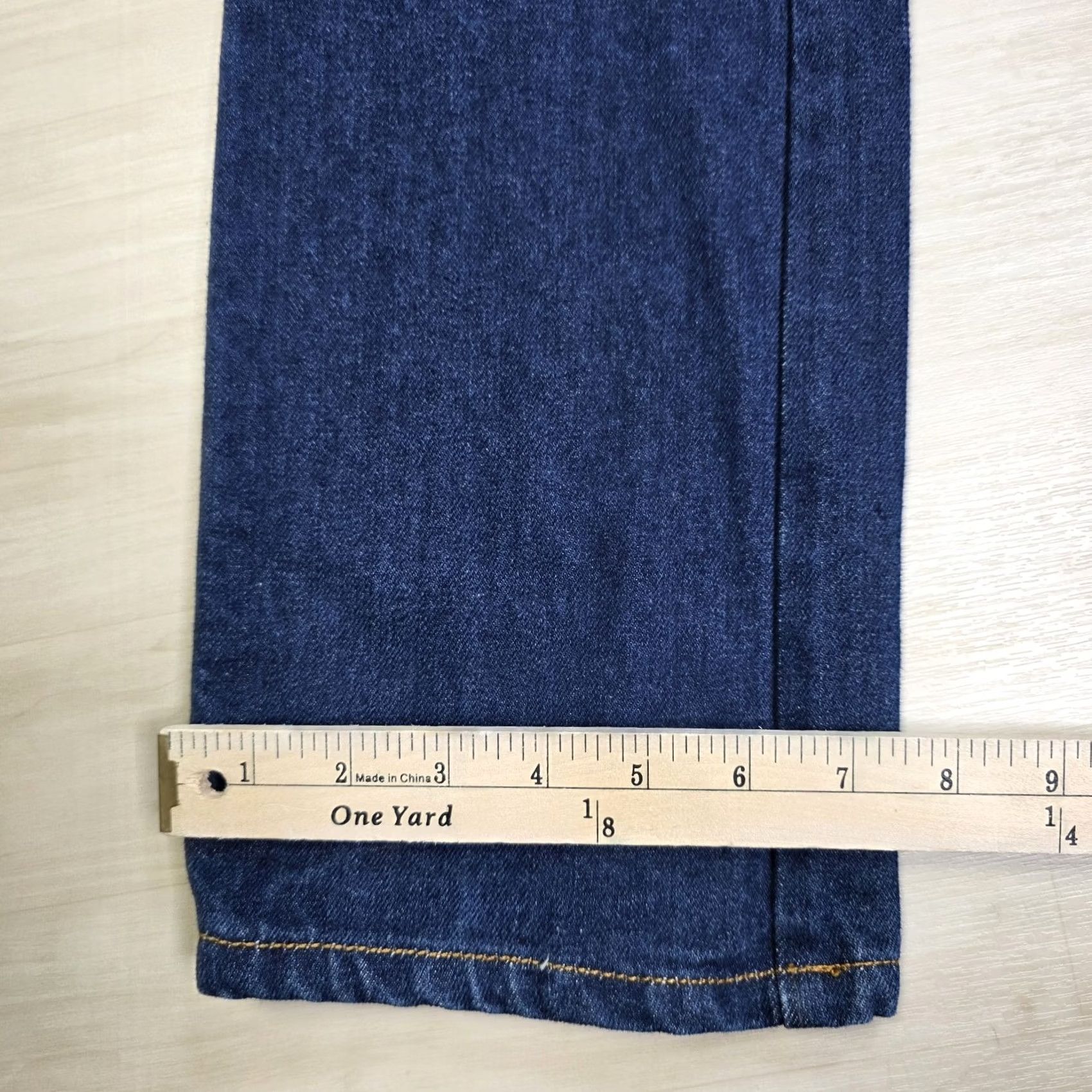 Gloria Vanderbilt VINTAGE Gloria Vanderbilt Jeans Indigo High Waist 24 x 34 70s 80s Womens Size 42" / US 20 - 7 Thumbnail