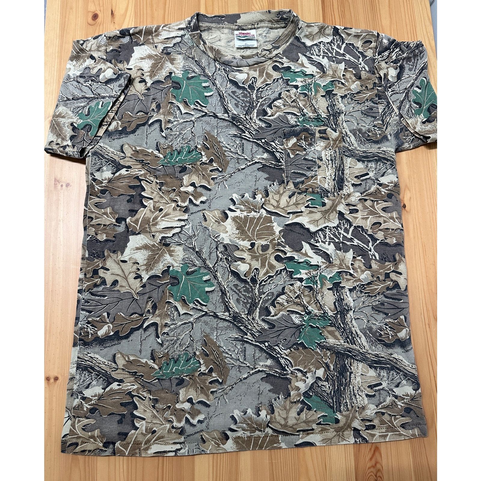 Wrangler Vintage Wrangler Mens Camo Tee T-Shirt Size XL Size US XL / EU 56 / 4 - 1 Thumbnail