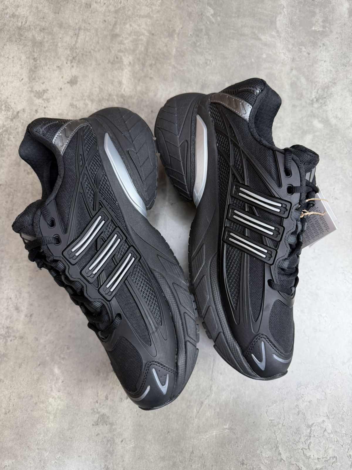 Adidas Adidas Adistar XLG 2.0 Black/Silver Sneakers Size US 11 Size US 11 / EU 44 - 7 Thumbnail