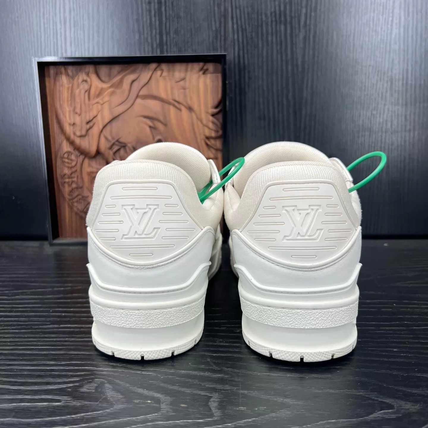 Louis Vuitton LV Trainer White Size 4 (EU 37) Size US 6.5 / IT 36.5 - 8 Thumbnail