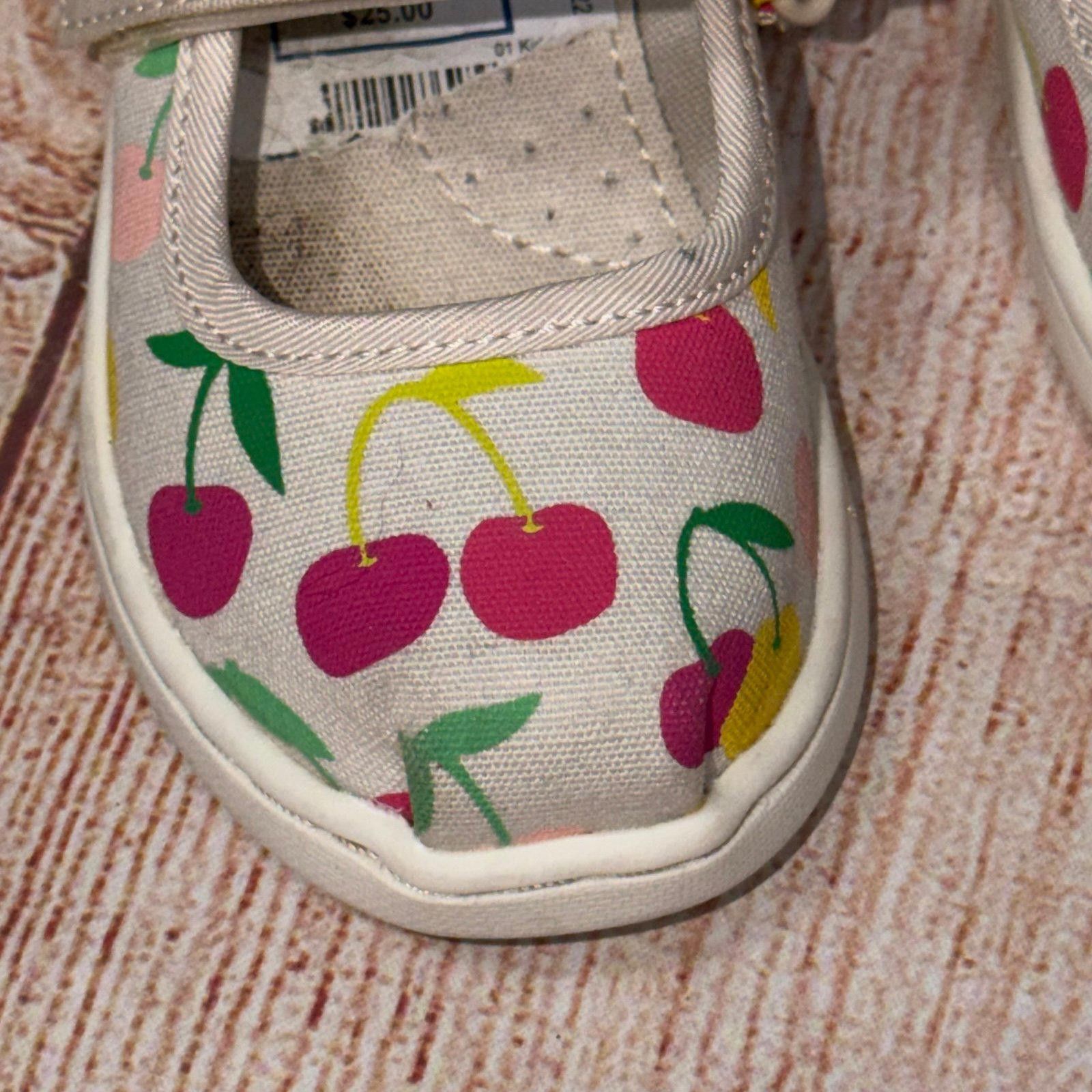 Toms TOMS Kids Cherry Print Mary Jane Shoes Size 6 Size US 6 / IT 36 - 2 Thumbnail