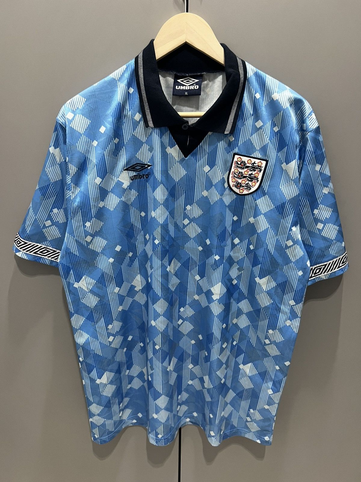 Umbro England Third Shirt 1990-1992 Umbro Size XL RARE Size US XL / EU 56 / 4 - 5 Thumbnail
