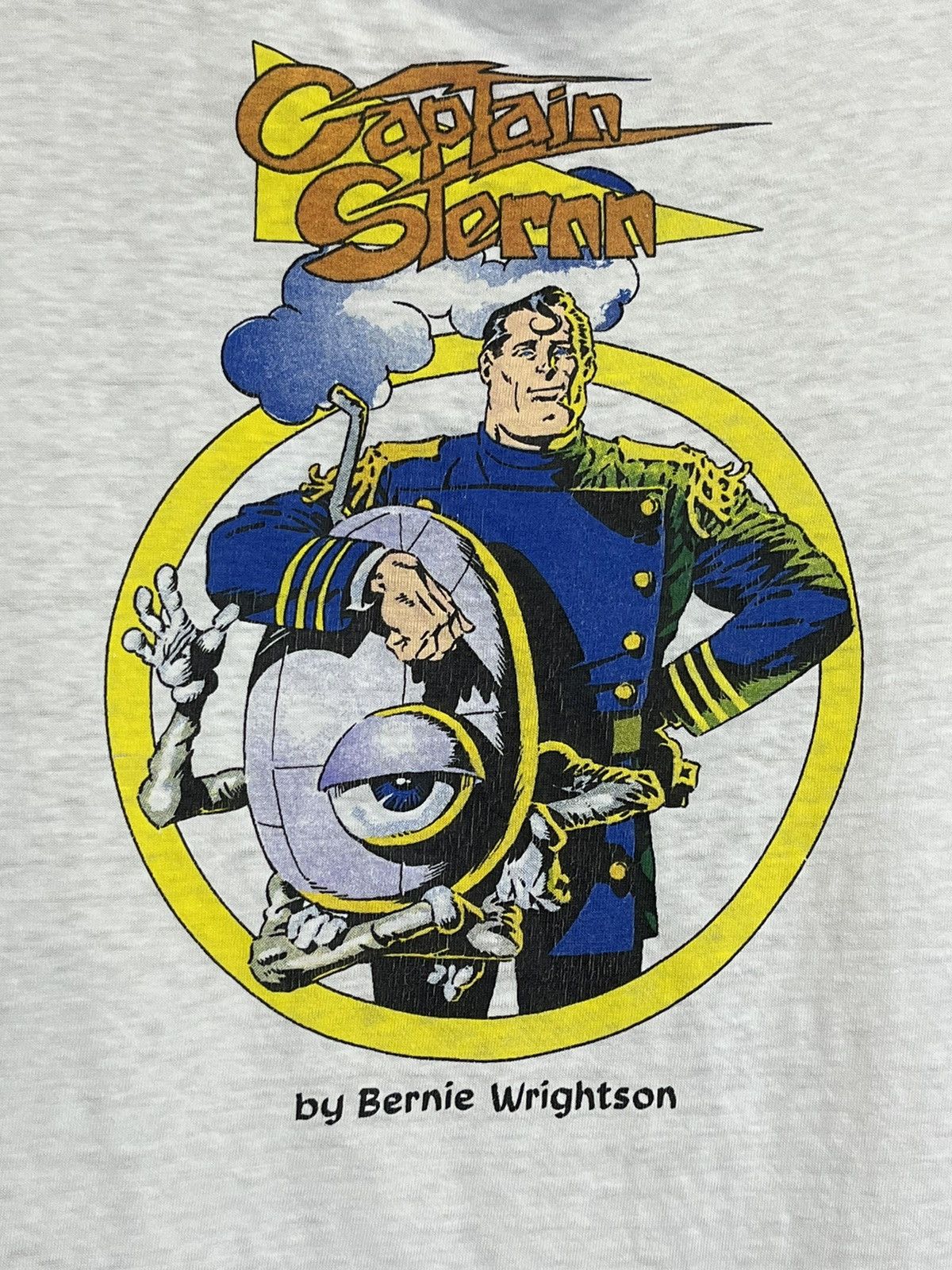 Vintage VINTAGE 90s CAPTAIN STERNN by BERNIE WRIGHTSON 1992 T SHIRT Size US L / EU 52-54 / 3 - 3 Thumbnail