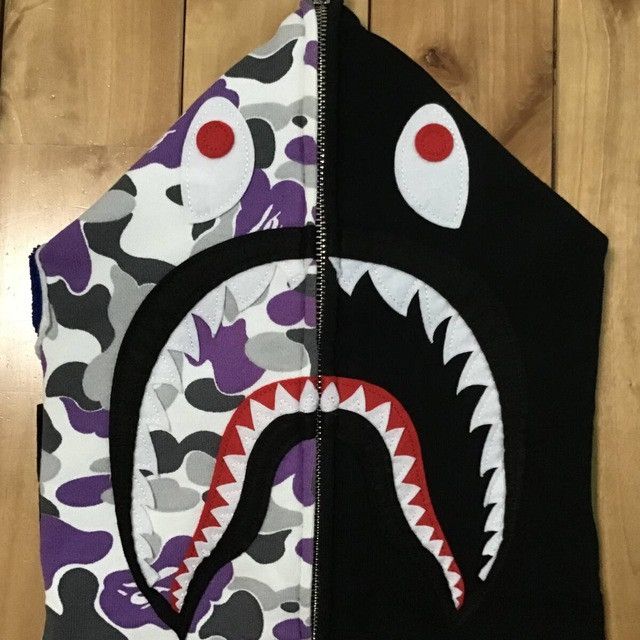 Bape × Wiz Khalifa Wiz Khalifa × BAPE camo NYC Shark full zip hoodie APE Size US M / EU 48-50 / 2 - 5 Thumbnail