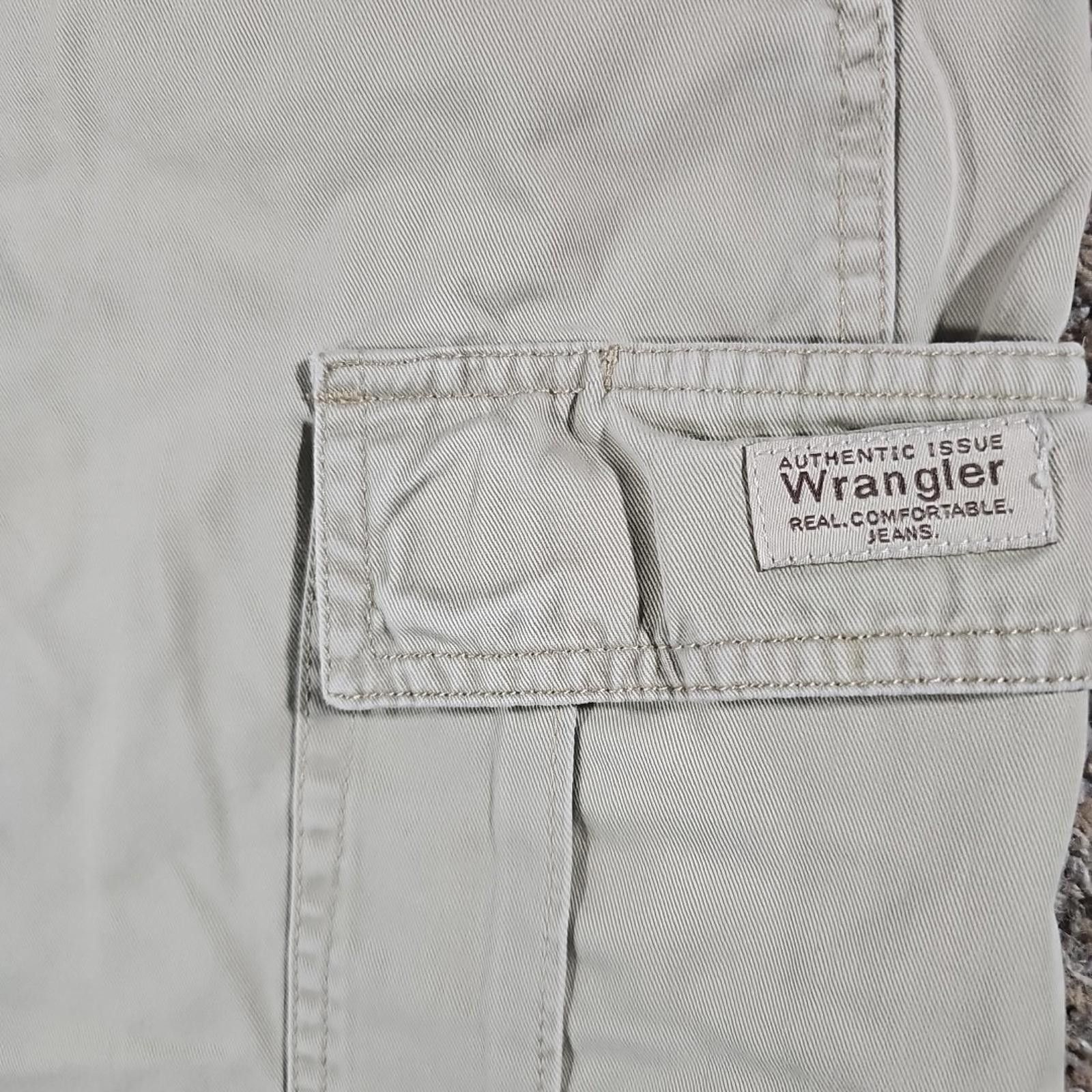 Wrangler Wrangler Cargo Shorts Sz 34 Size US 34 / EU 50 - 2 Thumbnail