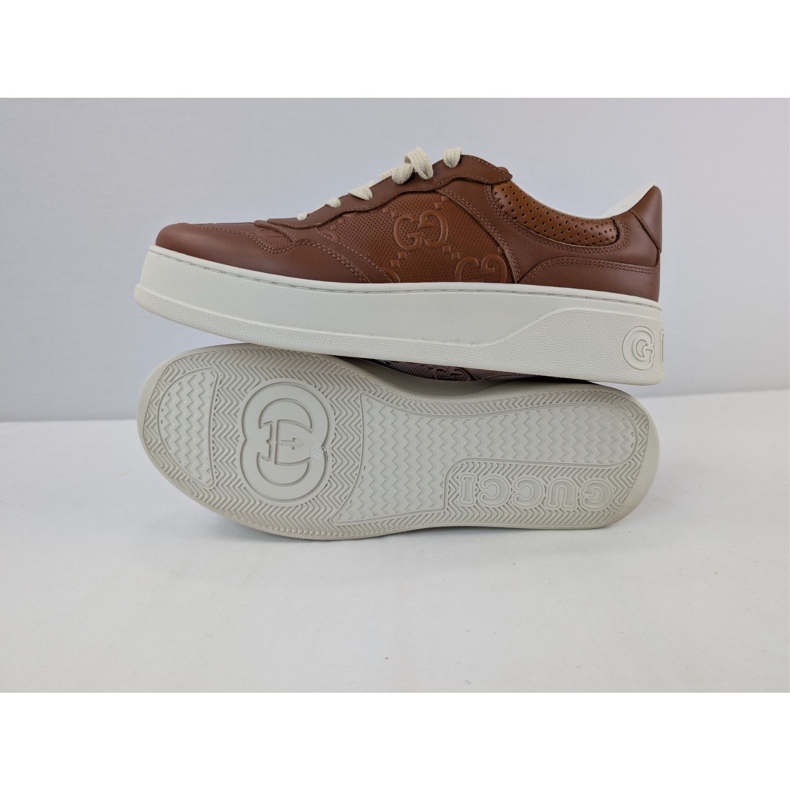 Gucci o1rshd1 Low Top Sneakers in Brown with White Sole Size US 12 / EU 45 - 13 Thumbnail