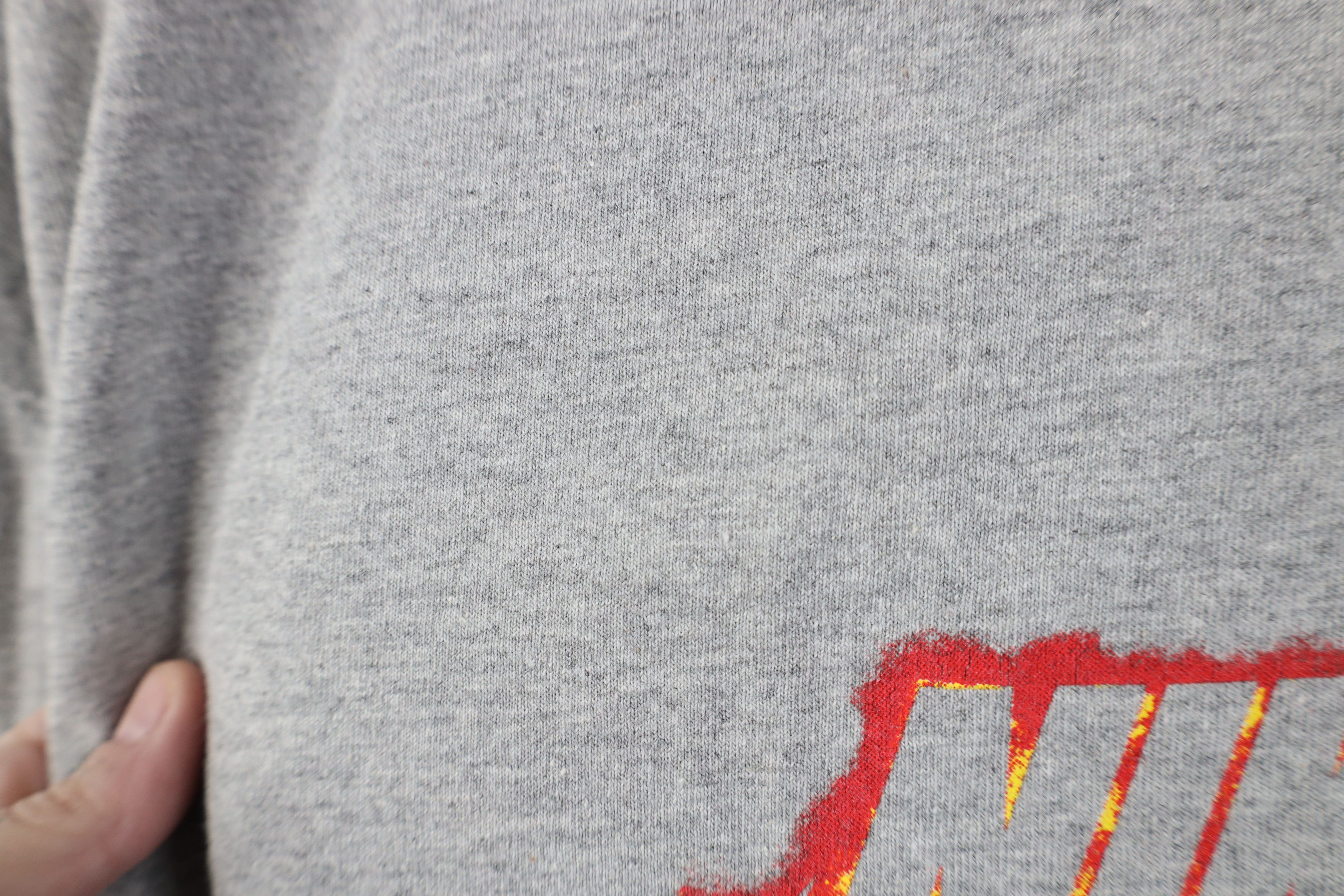 Nike Vintage Nike Swoosh Graffiti Stencil Short Sleeve T-Shirt Size US XL / EU 56 / 4 - 6 Thumbnail