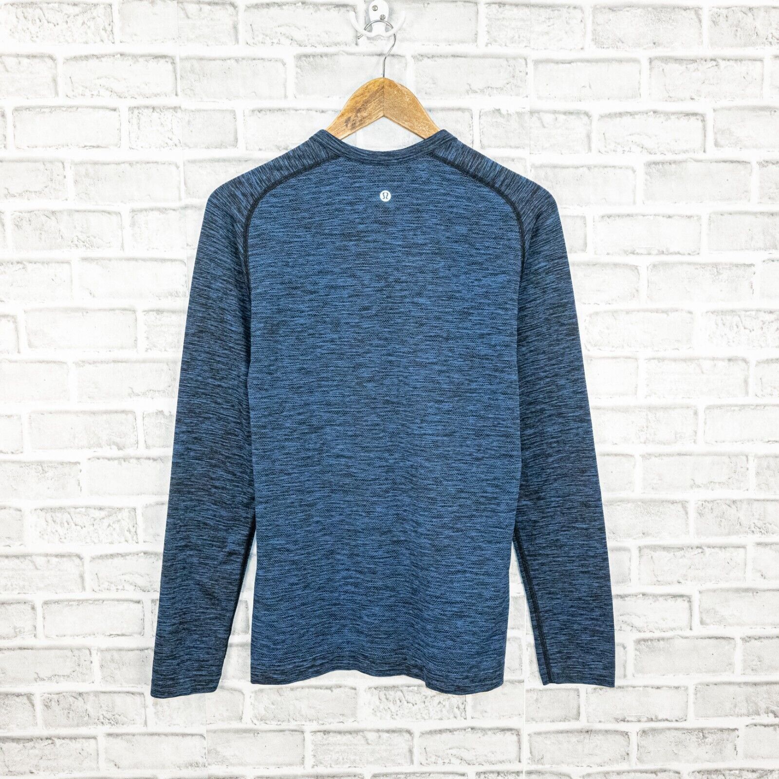 Lululemon Lululemon Men's Long Sleeve Henley Shirt in Heather Blue Size US S / EU 44-46 / 1 - 2 Thumbnail