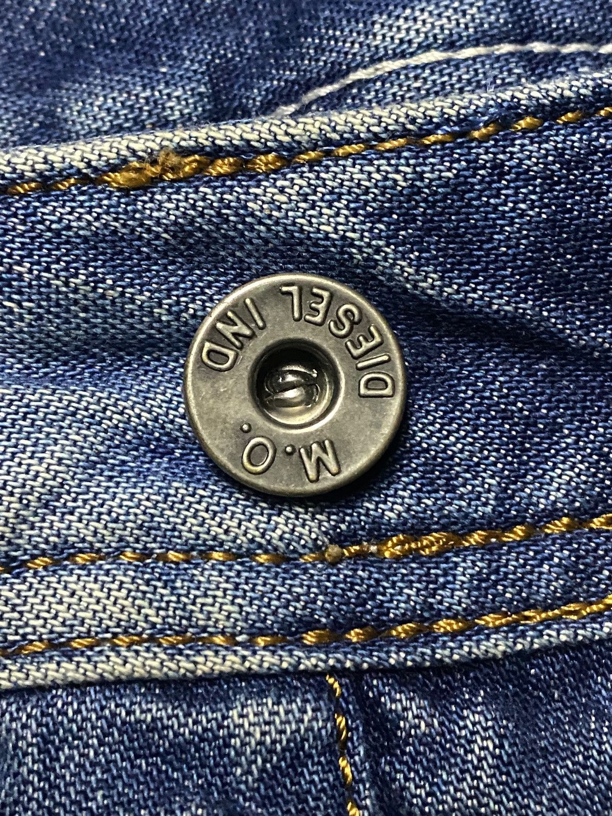 Diesel Vintage Diesel Kurren Wash 008KK Distressed Baggy Jeans Size US 31 - 13 Thumbnail