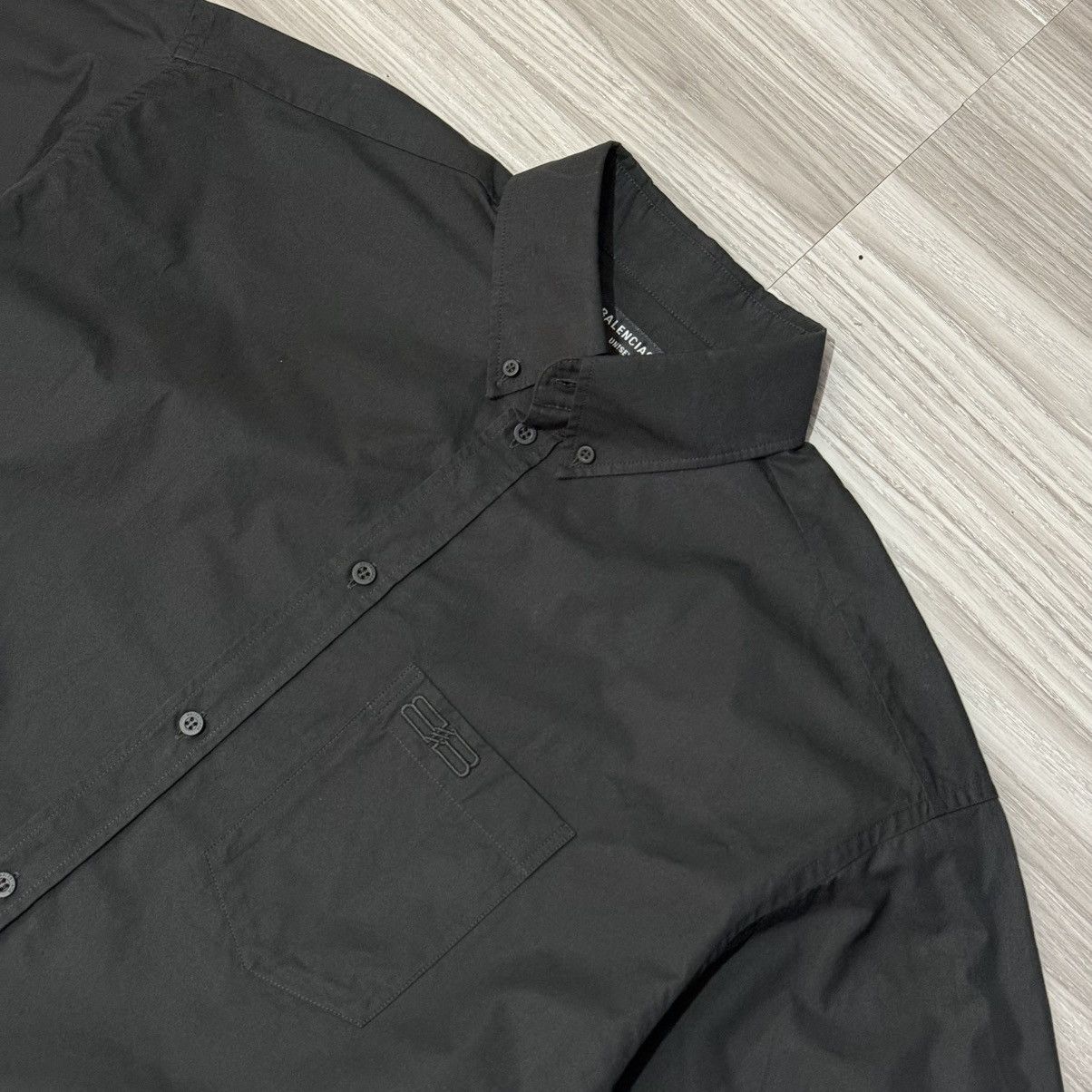Balenciaga Balenciaga Two-layered oversized Shirt button up “BB” Logo Size US XL / EU 56 / 4 - 2 Thumbnail