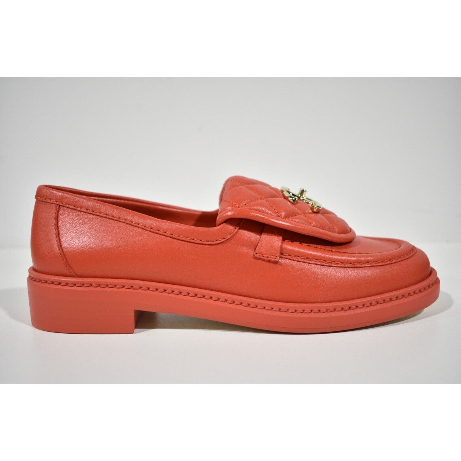 Chanel Chanel Flap Turnlock CC Logo Mule Slip On Flat Loafer 37 Size US 7 / IT 37 - 2 Thumbnail