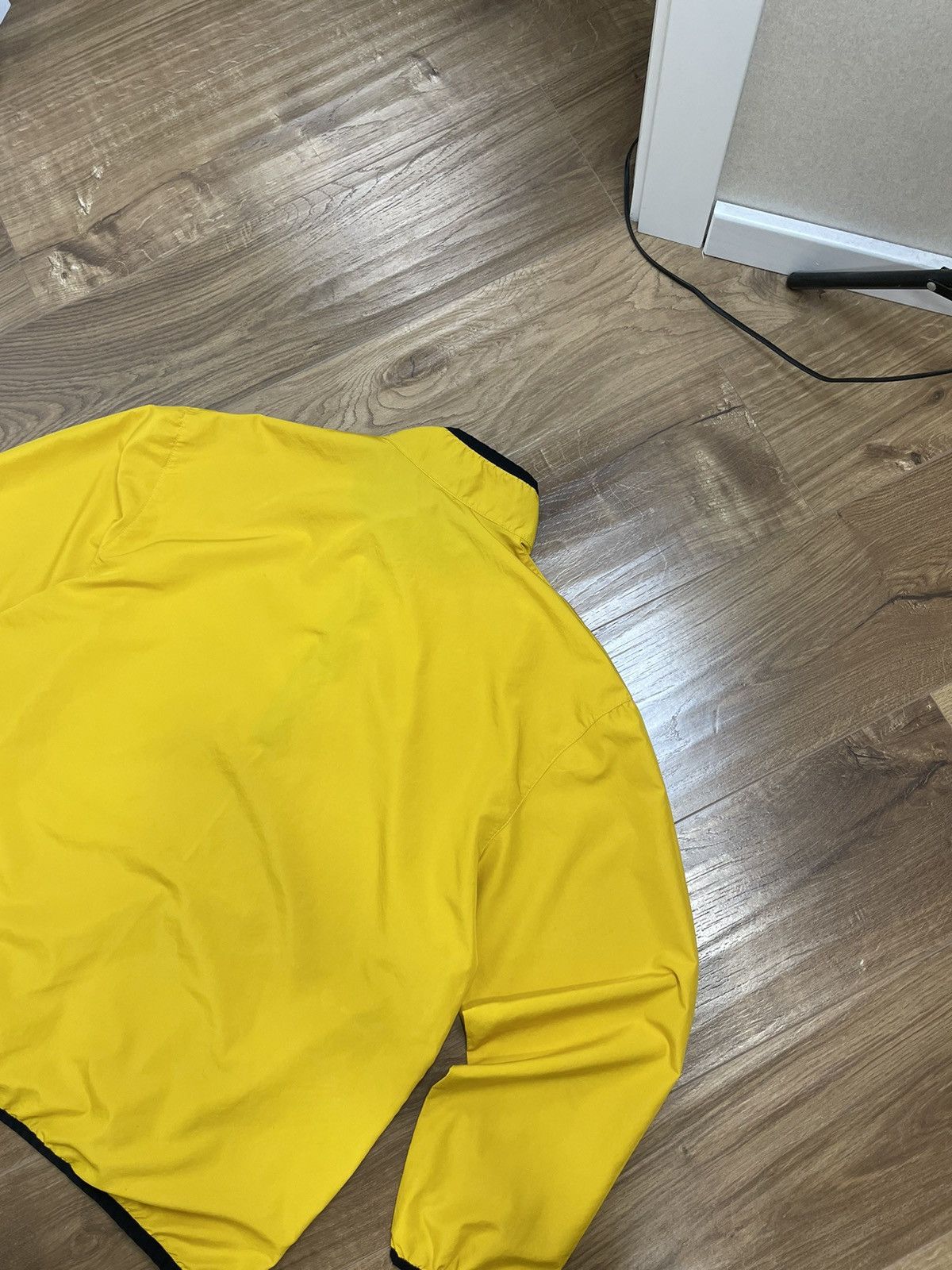 Nike Vintage Nike Y2K Style Hot Yellow Logo Anorak Bomber Jacket Size US L / EU 52-54 / 3 - 19 Thumbnail