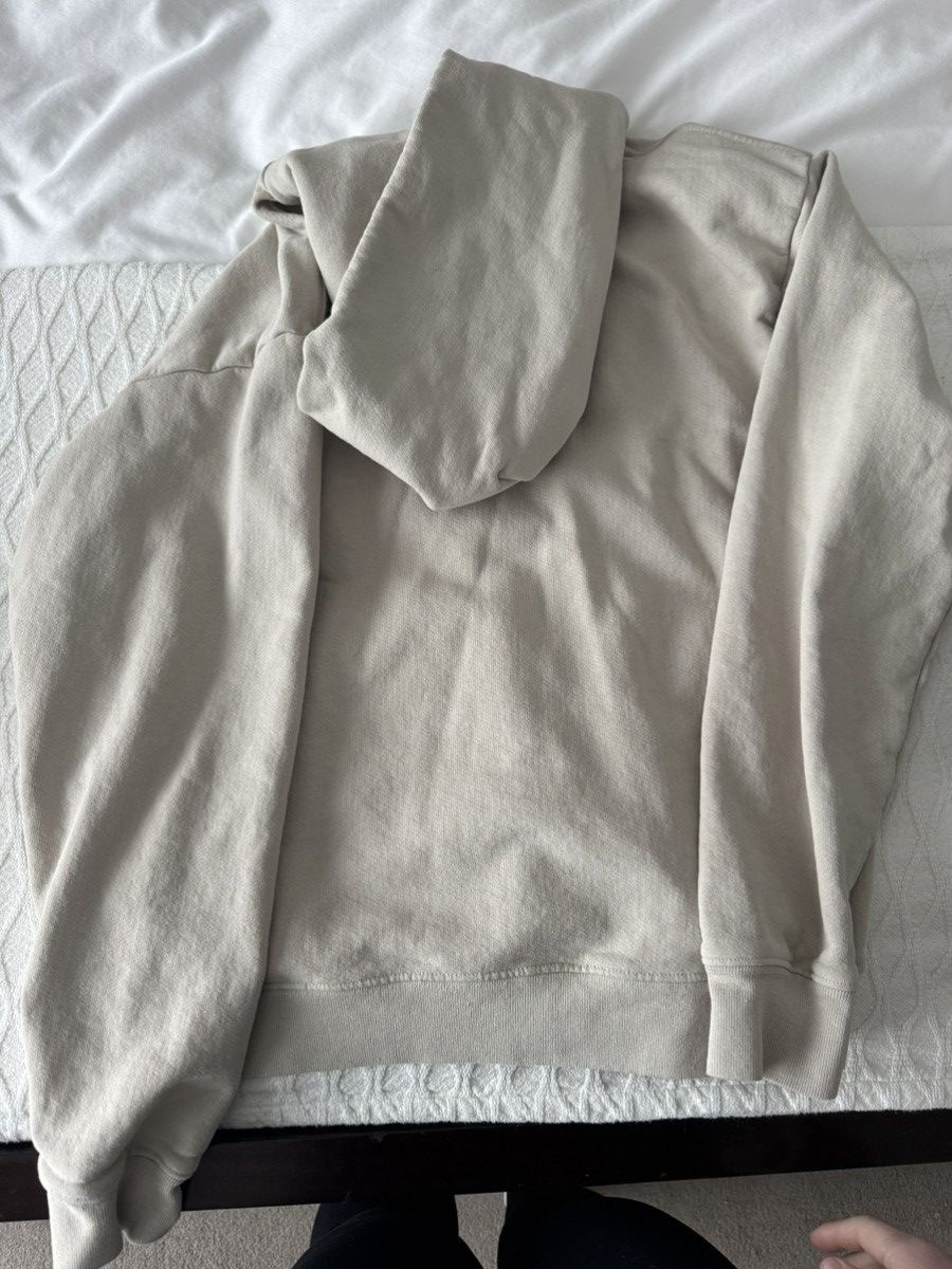 Other Alex Cooper Unwell Tour hoodie Size M / US 6-8 / IT 42-44 - 3 Thumbnail