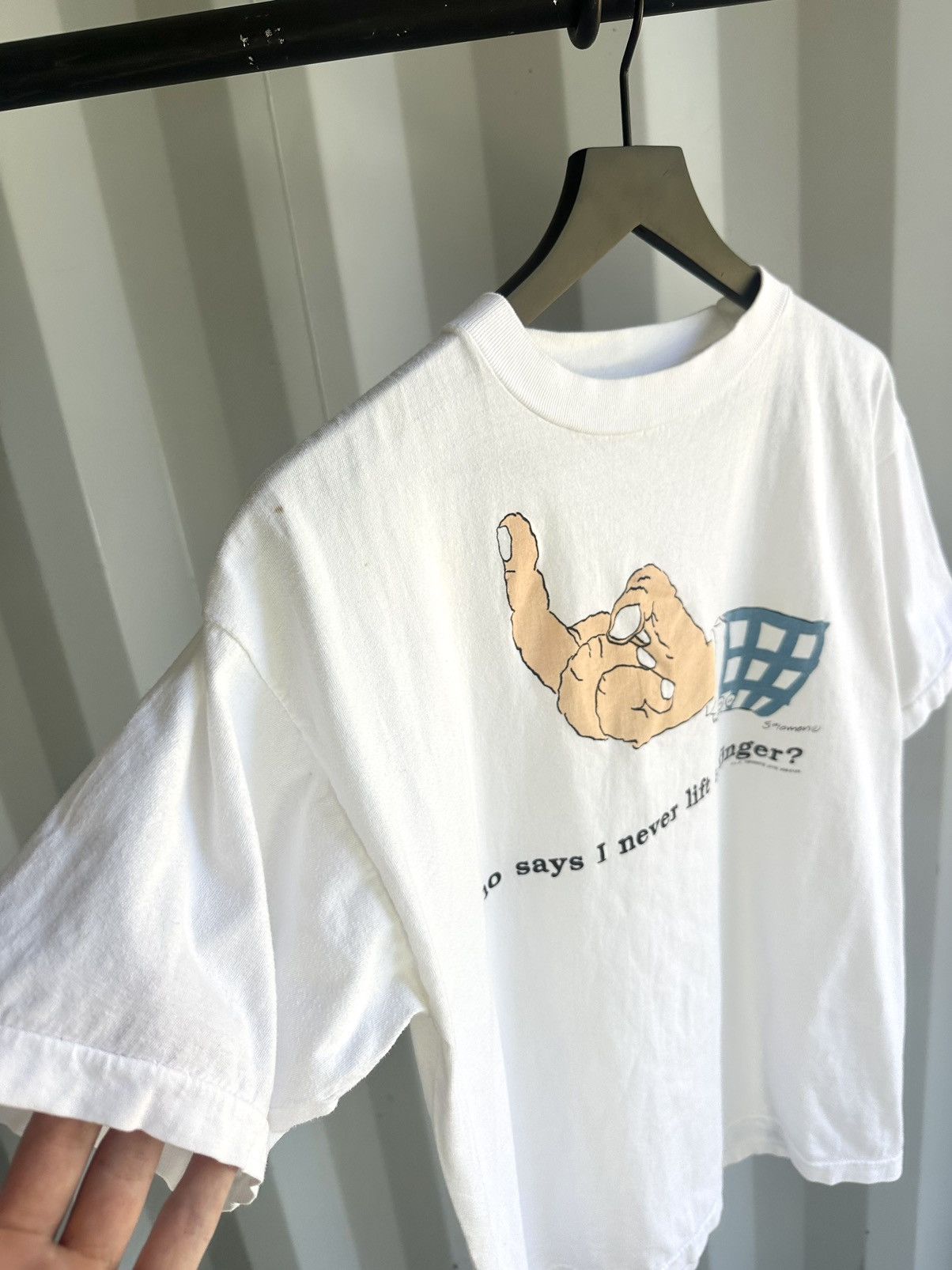 Vintage Who Says I Never Lift a Finger Shirt Distressed Faded Size US XL / EU 56 / 4 - 3 Thumbnail