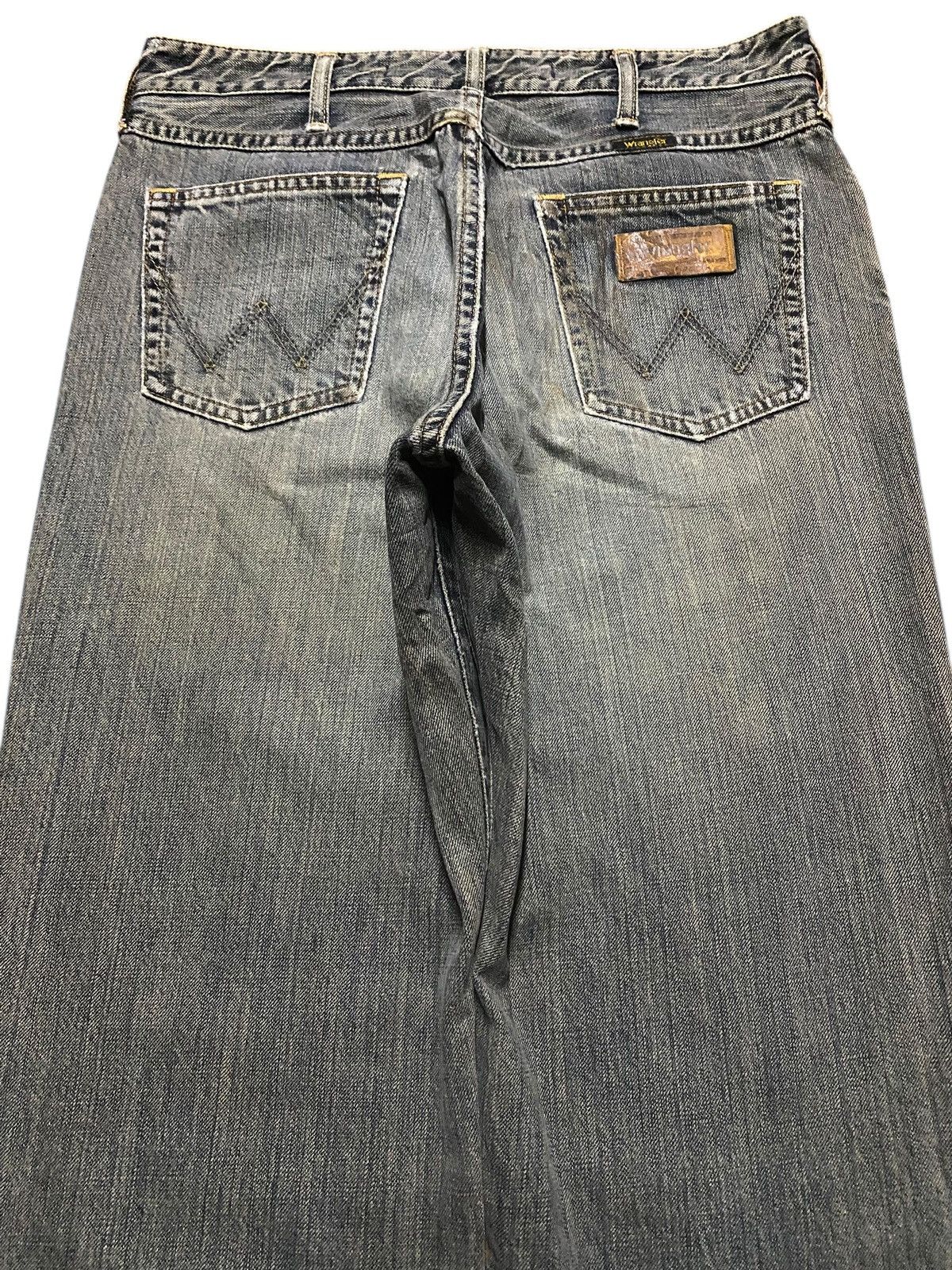 Wrangler Wrangler Authentic Western geams Distressed Loose Jeans Size US 30 / EU 46 - 4 Thumbnail