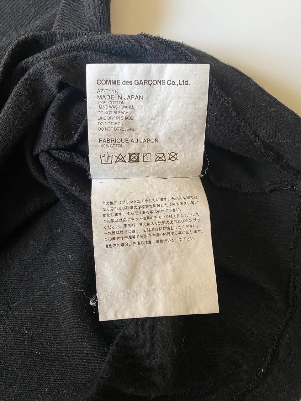 Comme des Garcons × Comme des Garcons PLAY × Japanese Brand Vintage CDG Comme Des Garçons Big Hearts T-shirt size M Size US M / EU 48-50 / 2 - 7 Thumbnail