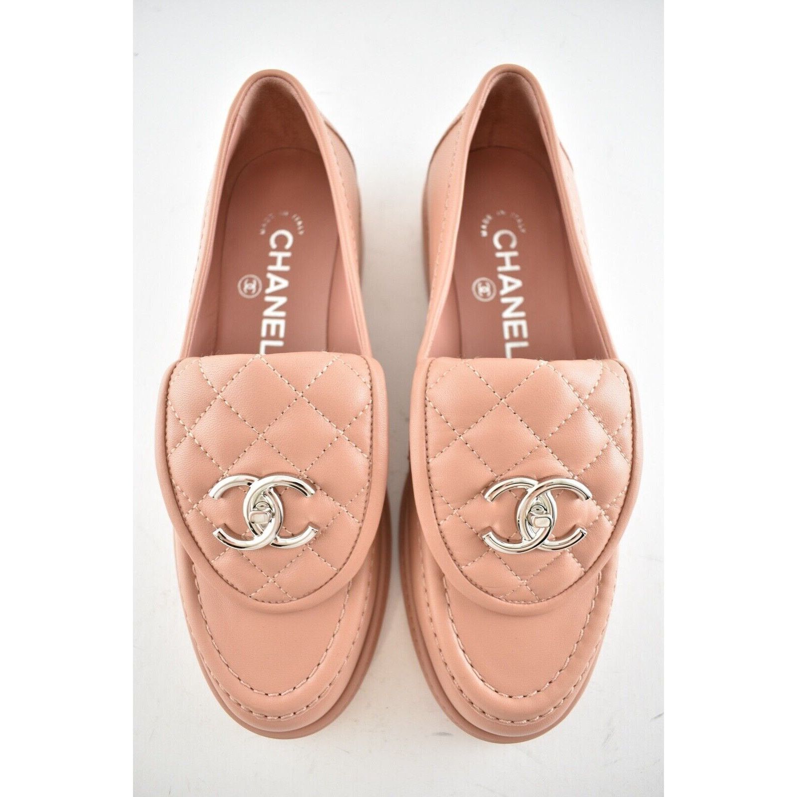 Chanel Chanel Quilted Flap Turnlock Mule Slip Flat Loafer 39.5 Size US 9.5 / IT 39.5 - 8 Thumbnail