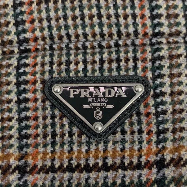Prada Prada Colour-blocked triangular logo lapel single-breasted Size XS / US 0-2 / IT 36-38 - 5 Thumbnail