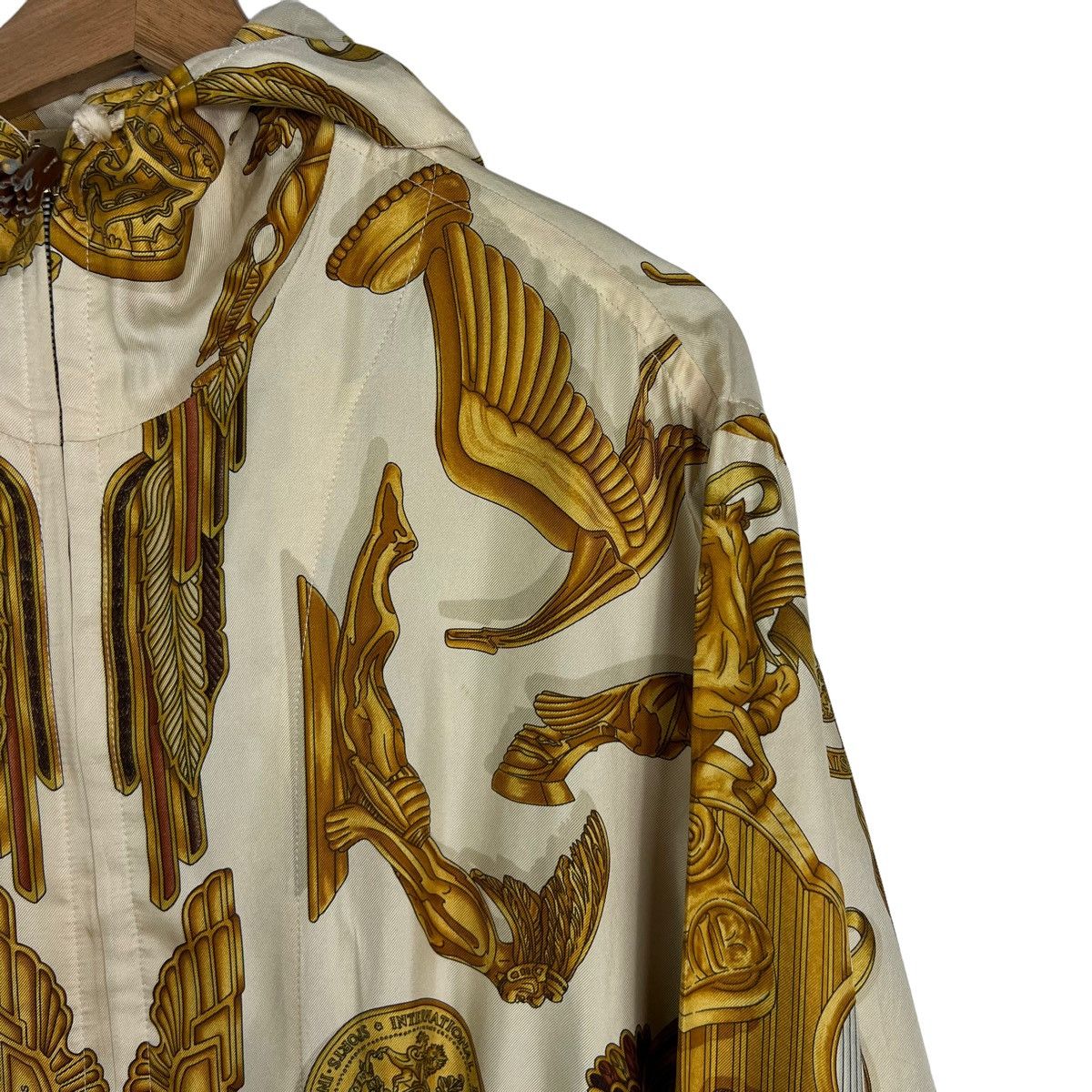 Hermes 🔥ACCEPT BINDING🔥 HERMES PARIS SILK JACKETS SIZE 40 Size US M / EU 48-50 / 2 - 4 Thumbnail