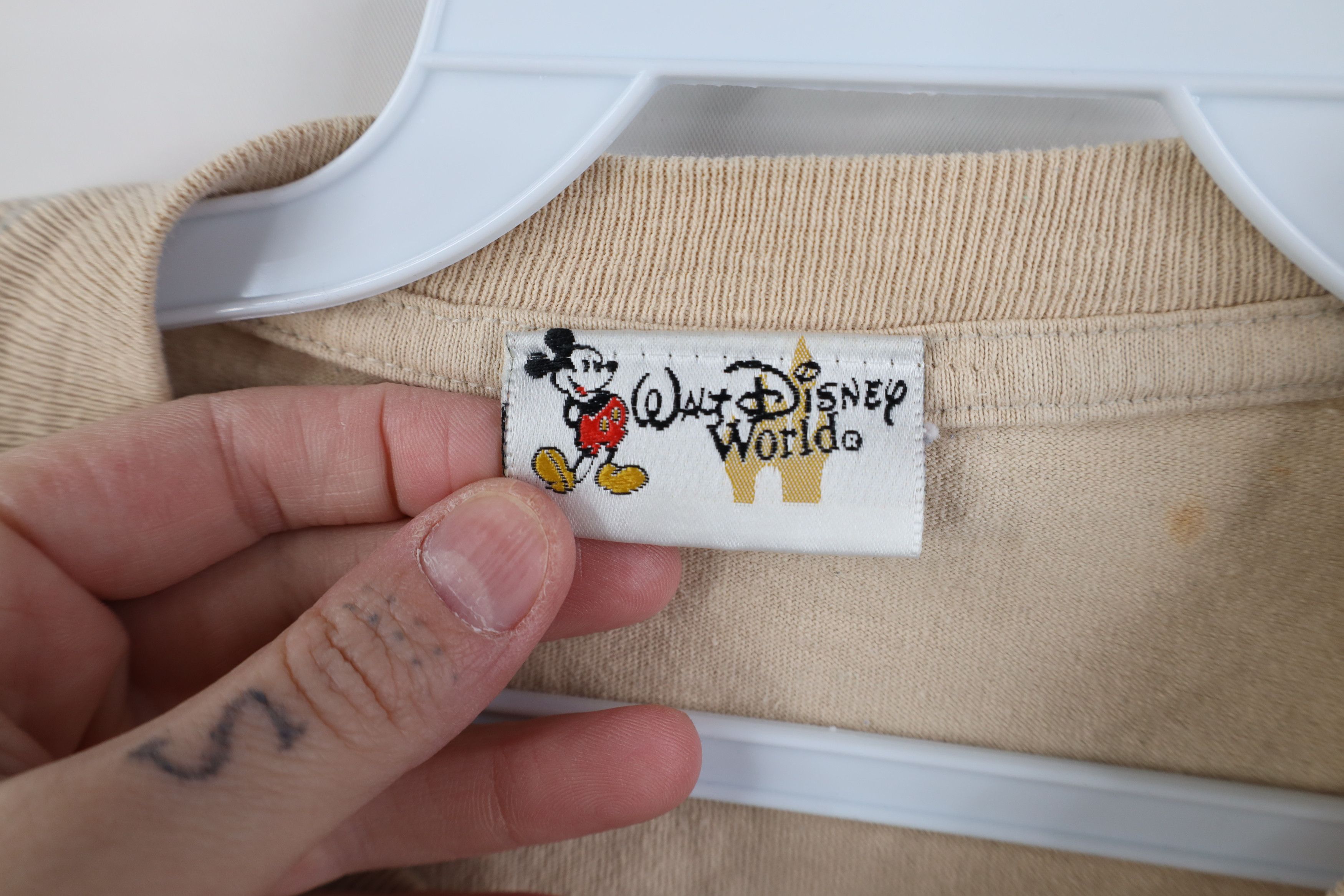 Disney Vintage 90s Walt Disney World Long Sleeve T-Shirt Beige Size US XL / EU 56 / 4 - 9 Thumbnail