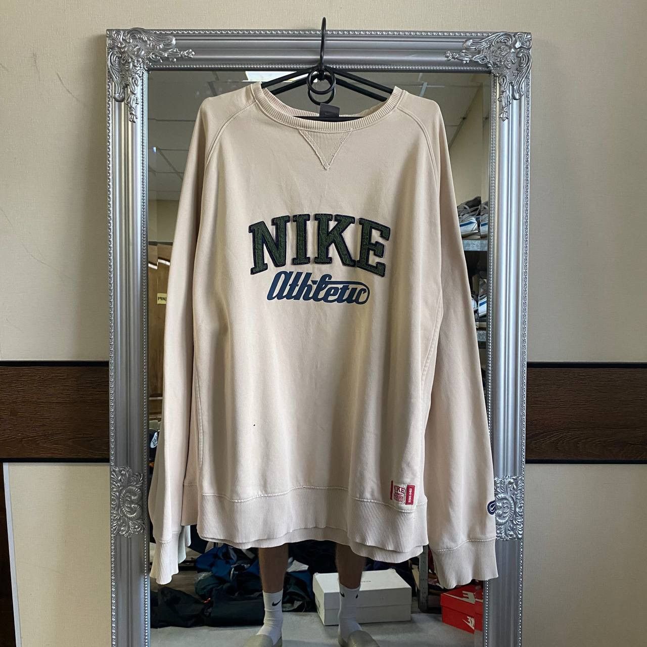 Nike Nike Vintage Big Logo Sweathirt Size US XL / EU 56 / 4 - 1 Thumbnail